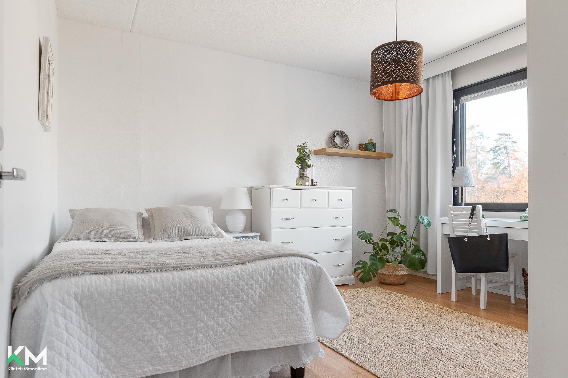 Keskuskatu 3, Salpakangas, Hollola