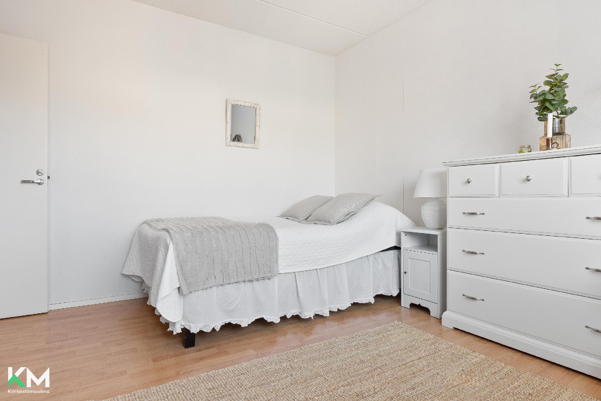 Keskuskatu 3, Salpakangas, Hollola