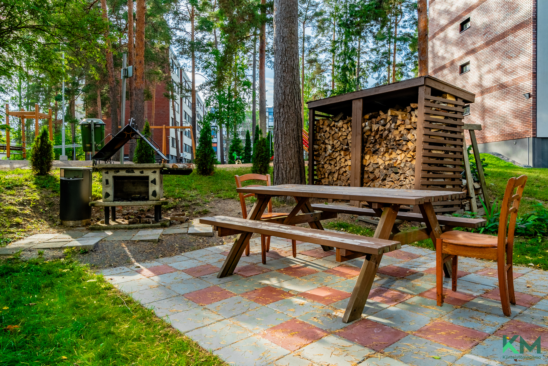 Asukkaille grillipaikka