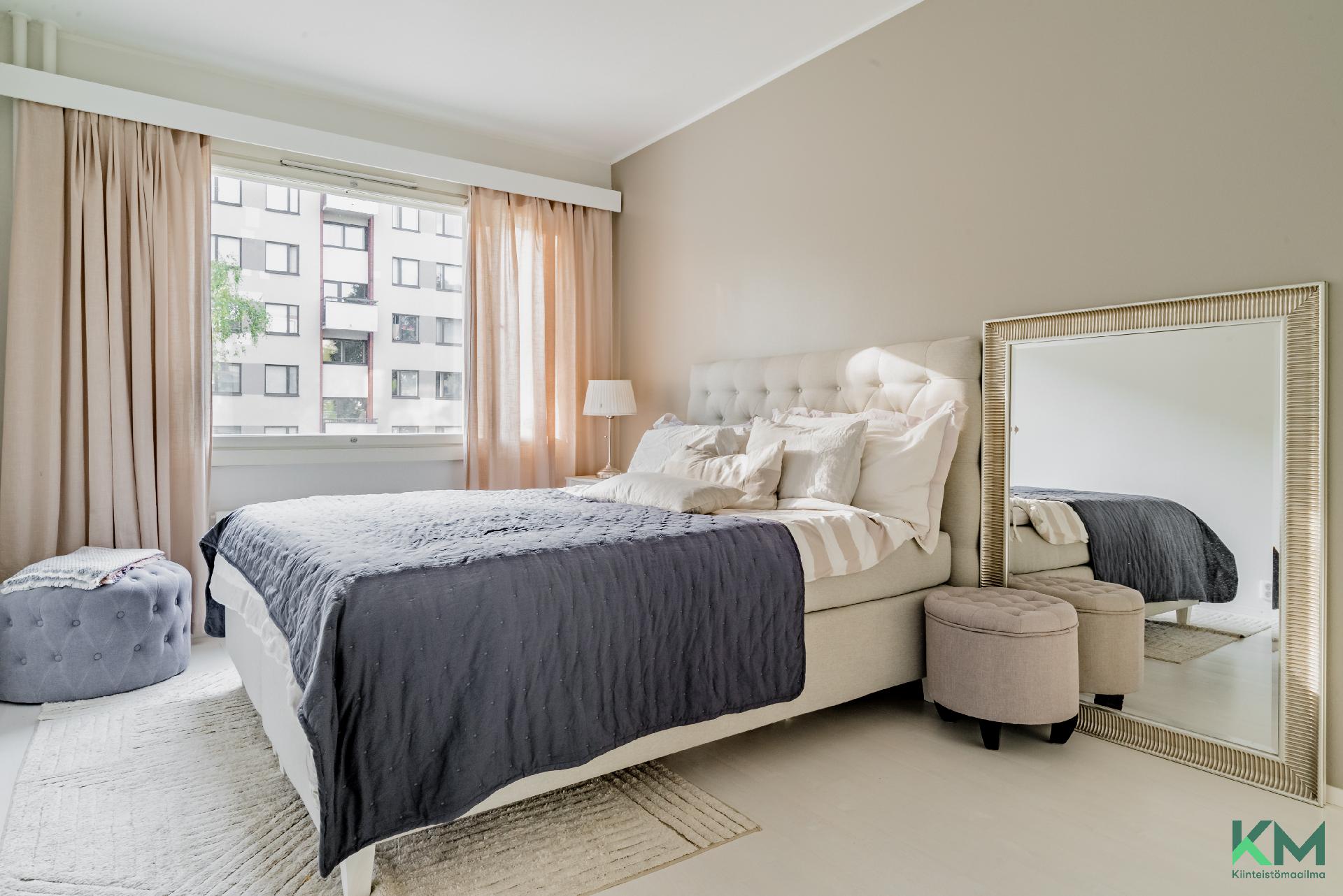 Uomakuja 6, Louhela, Vantaa