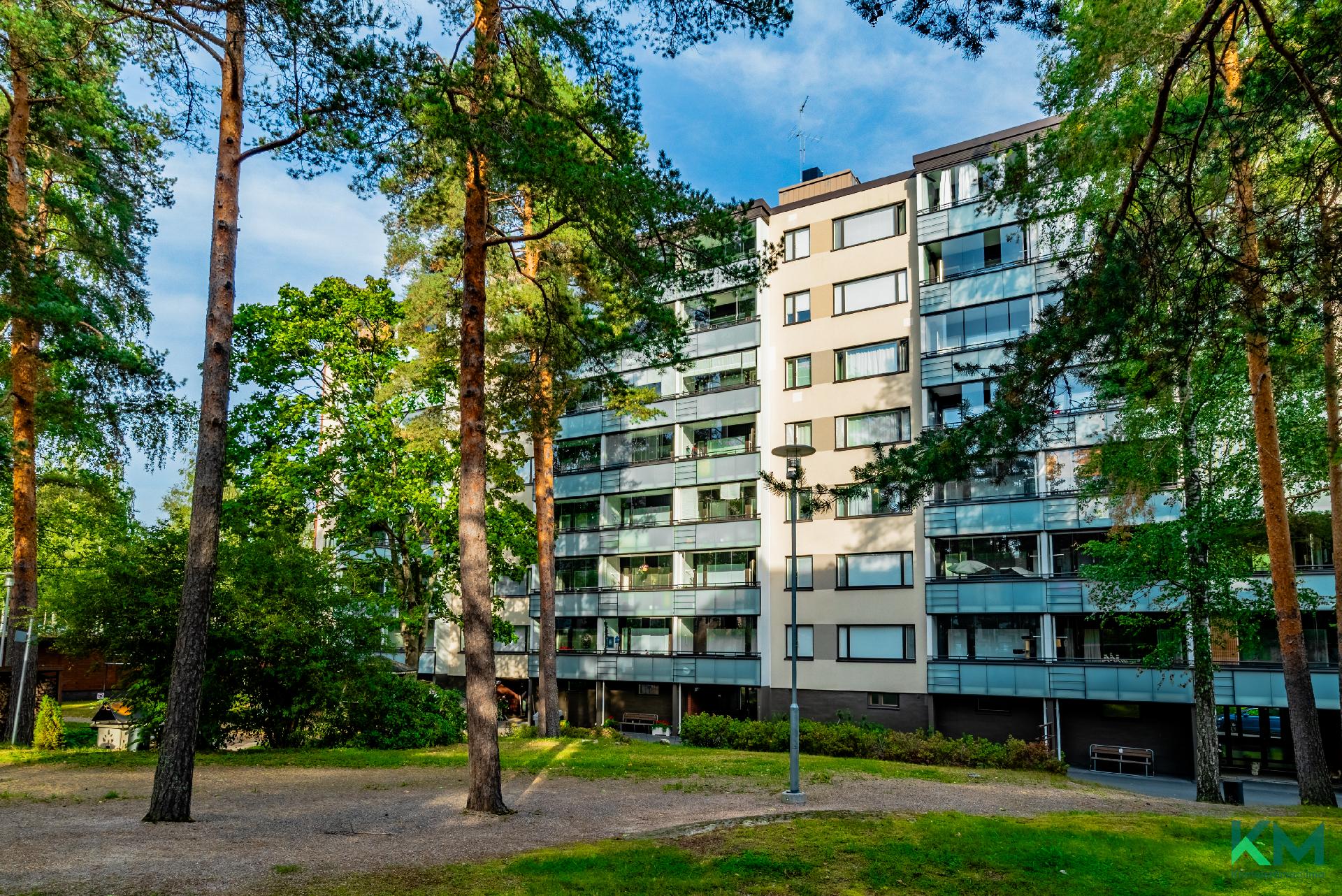 Uomakuja 6, Louhela, Vantaa
