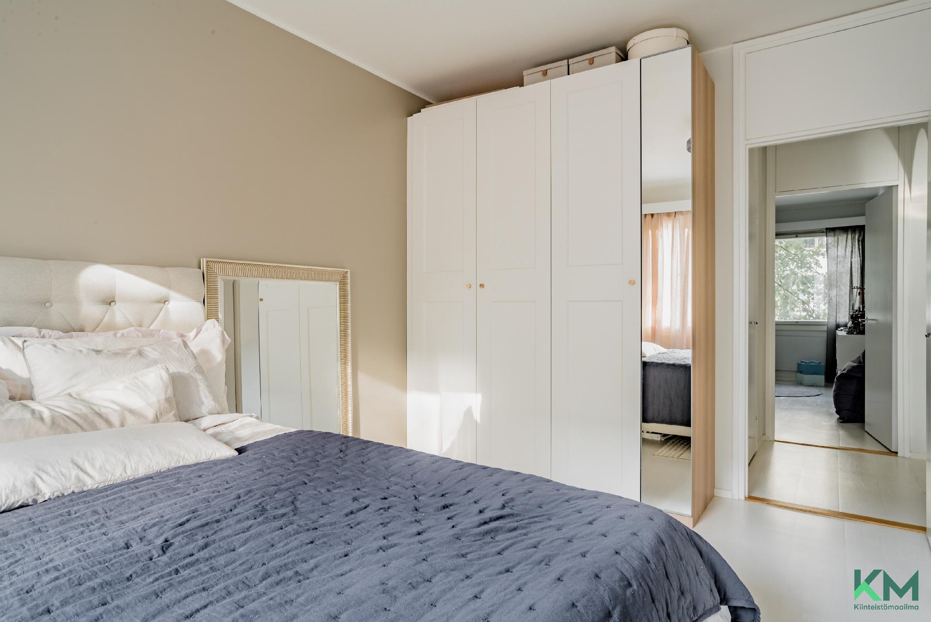 Uomakuja 6, Louhela, Vantaa