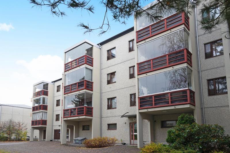 Talvikkitie 24, Tikkurila, Vantaa