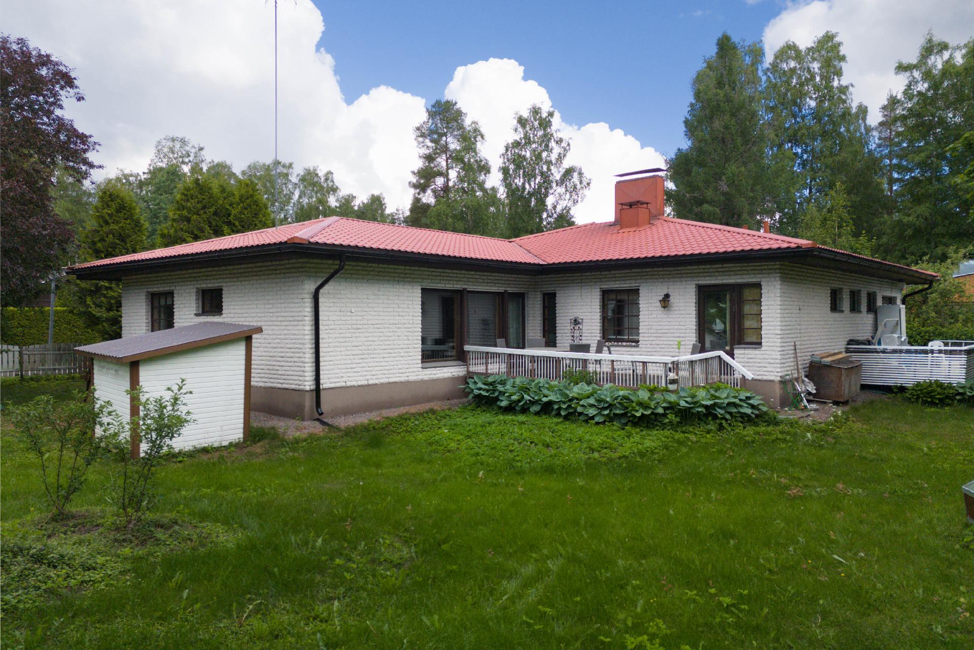 Vesikkotie 7, Metsola, Vantaa