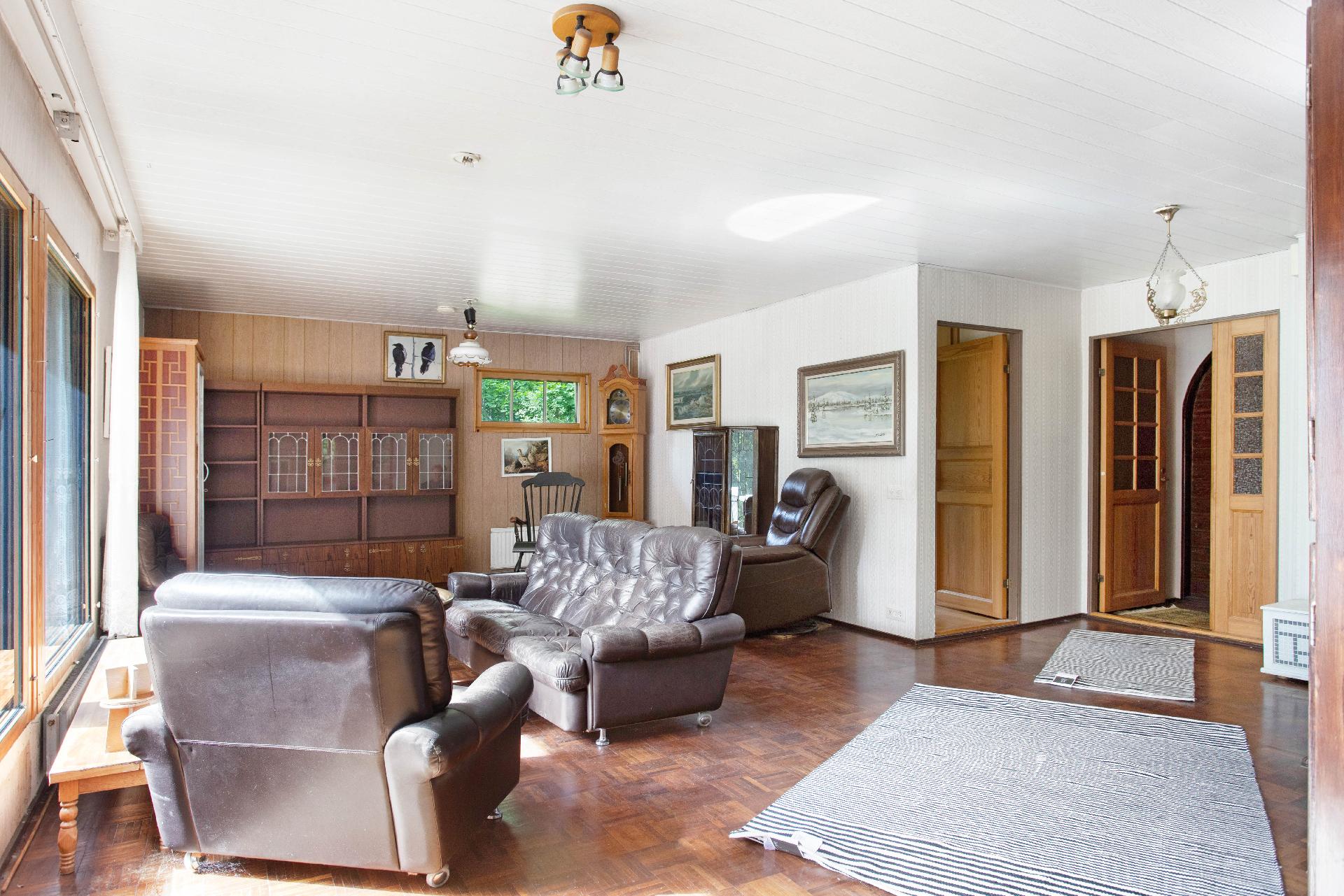 Vesikkotie 7, Metsola, Vantaa