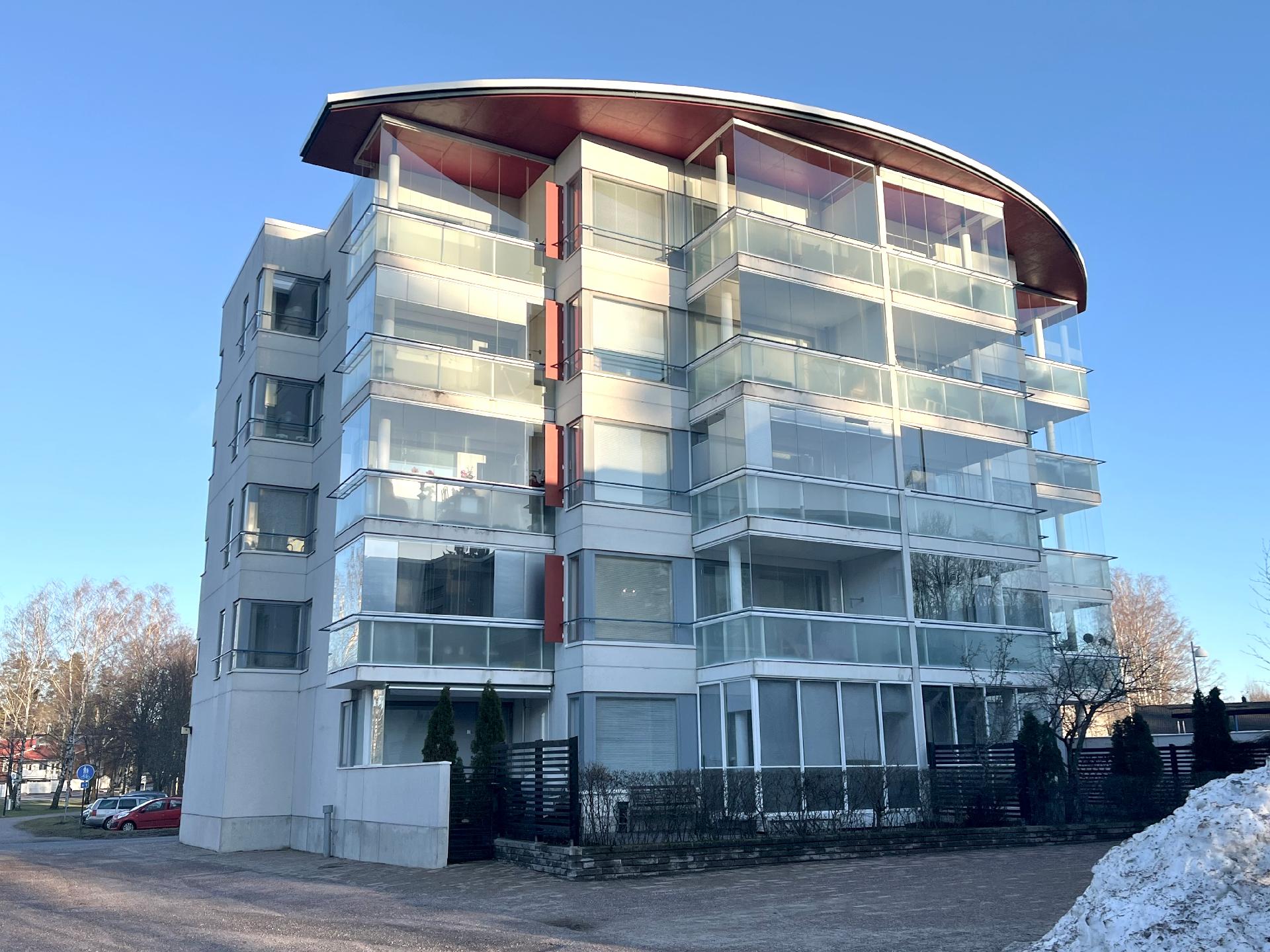 Vanamontie 6, Simonmetsä, Vantaa