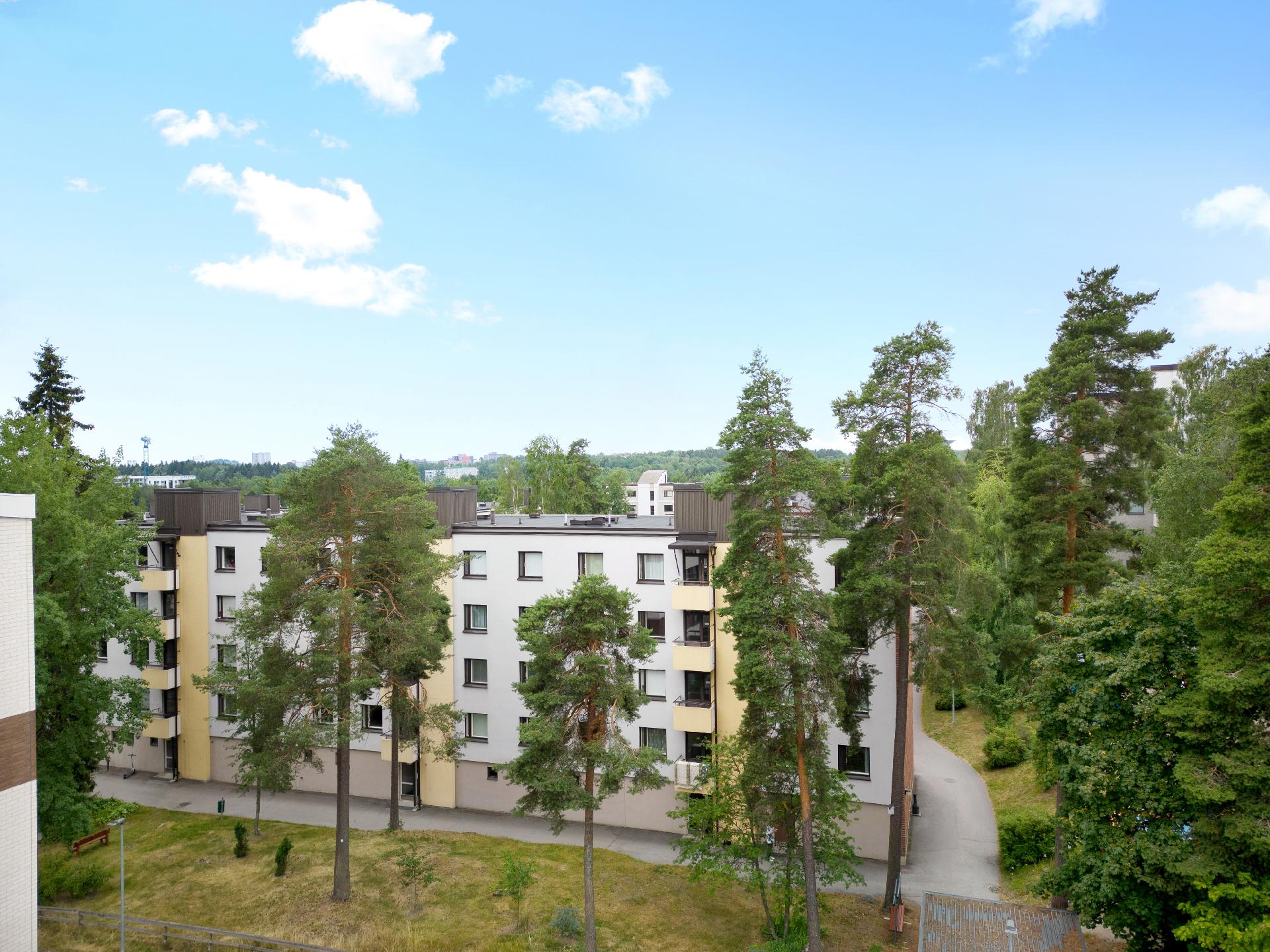 Raikurinne 1, Martinlaakso, Vantaa