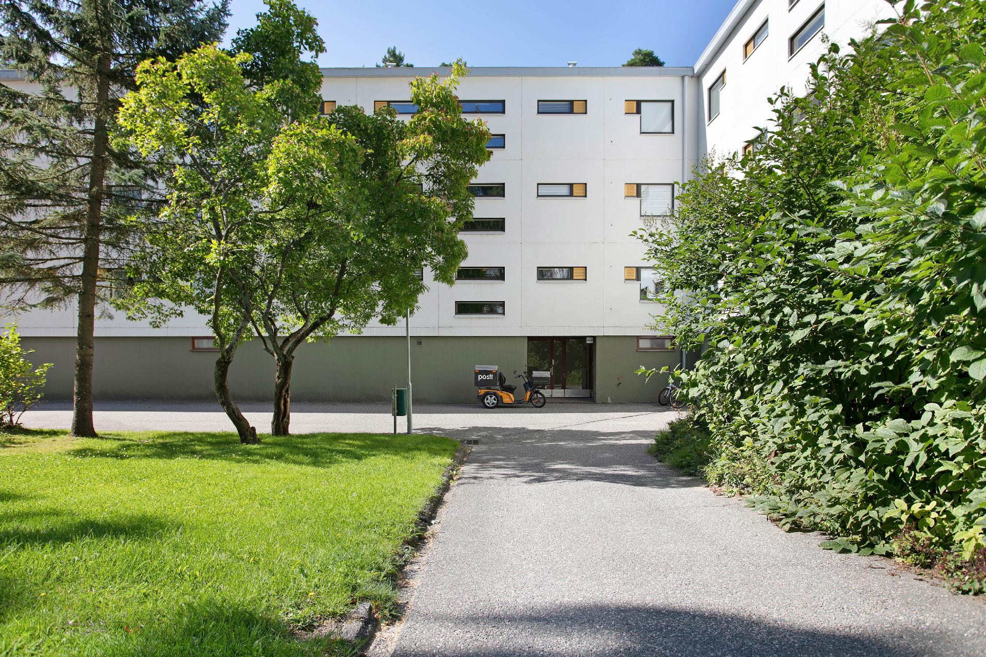 Simontie 6, Simonmetsä, Vantaa