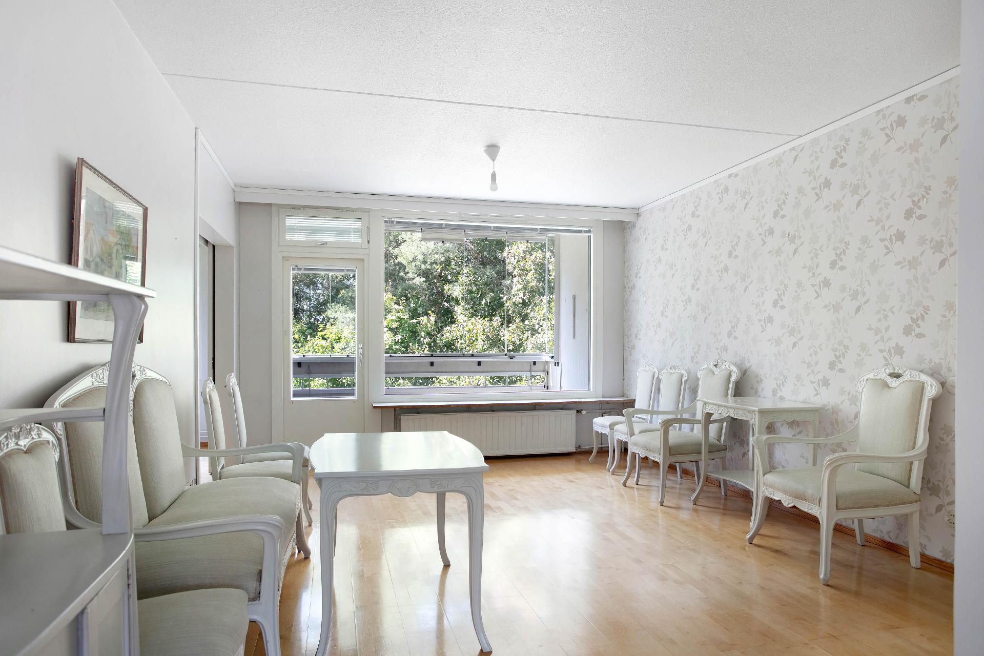 Simontie 6, Simonmetsä, Vantaa