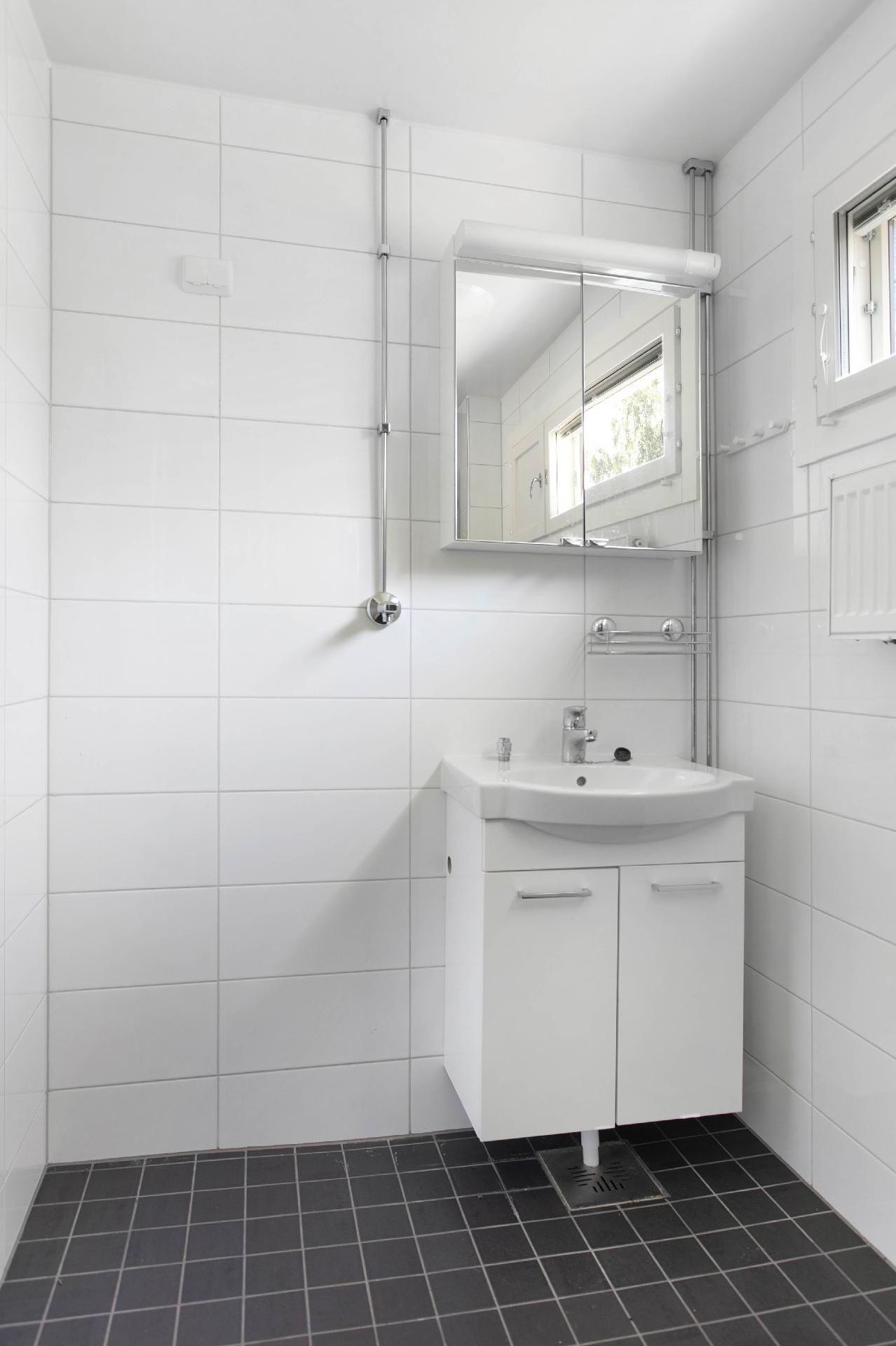 Simontie 6, Simonmetsä, Vantaa