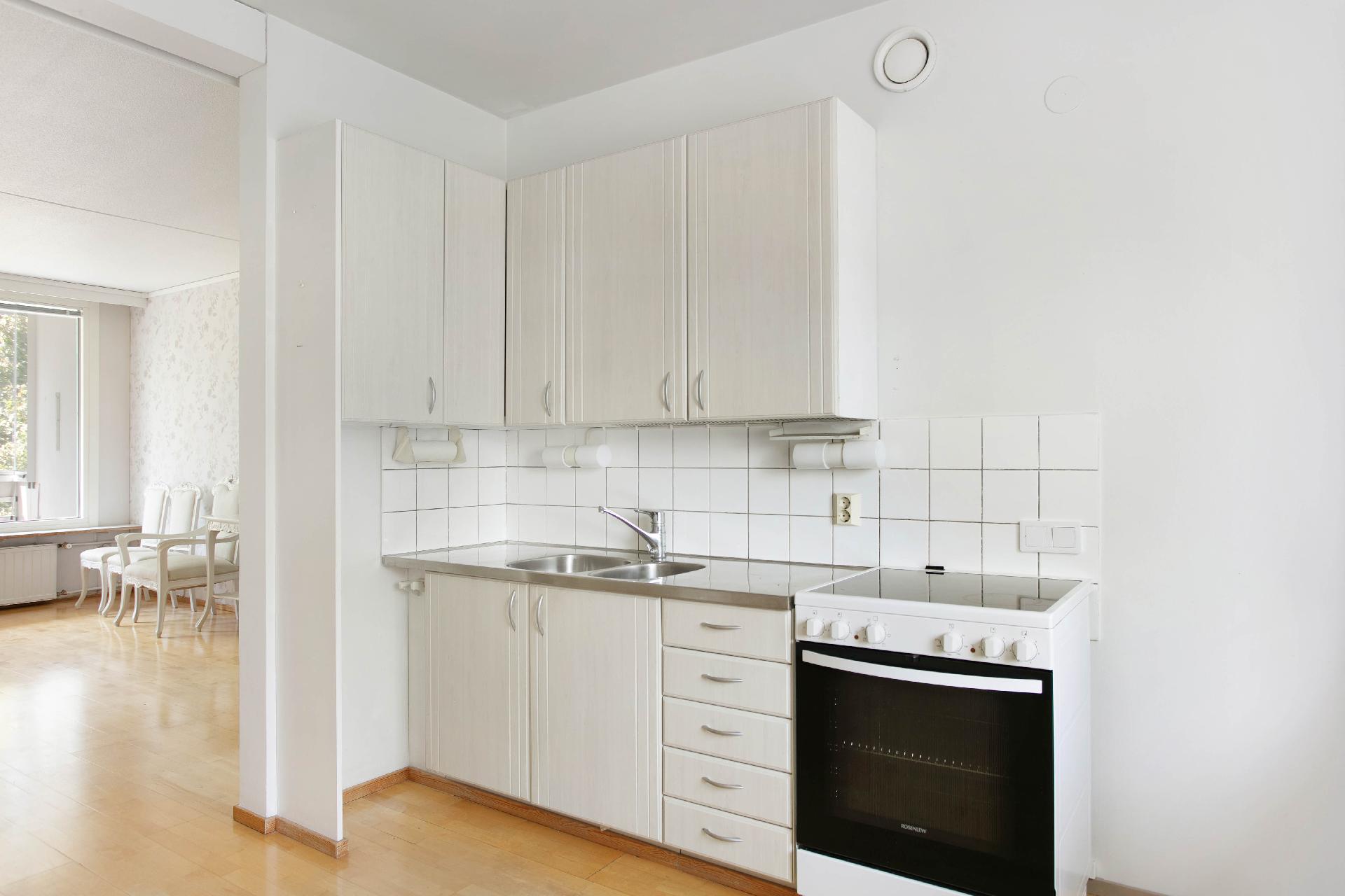 Simontie 6, Simonmetsä, Vantaa