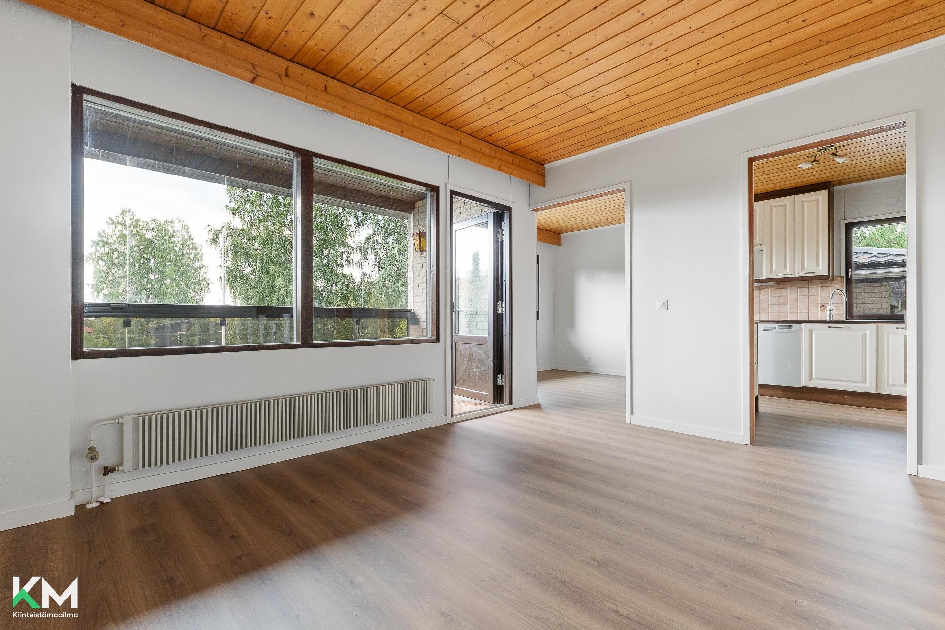 Mesikämmenkatu 2, Rautakankare, Lahti