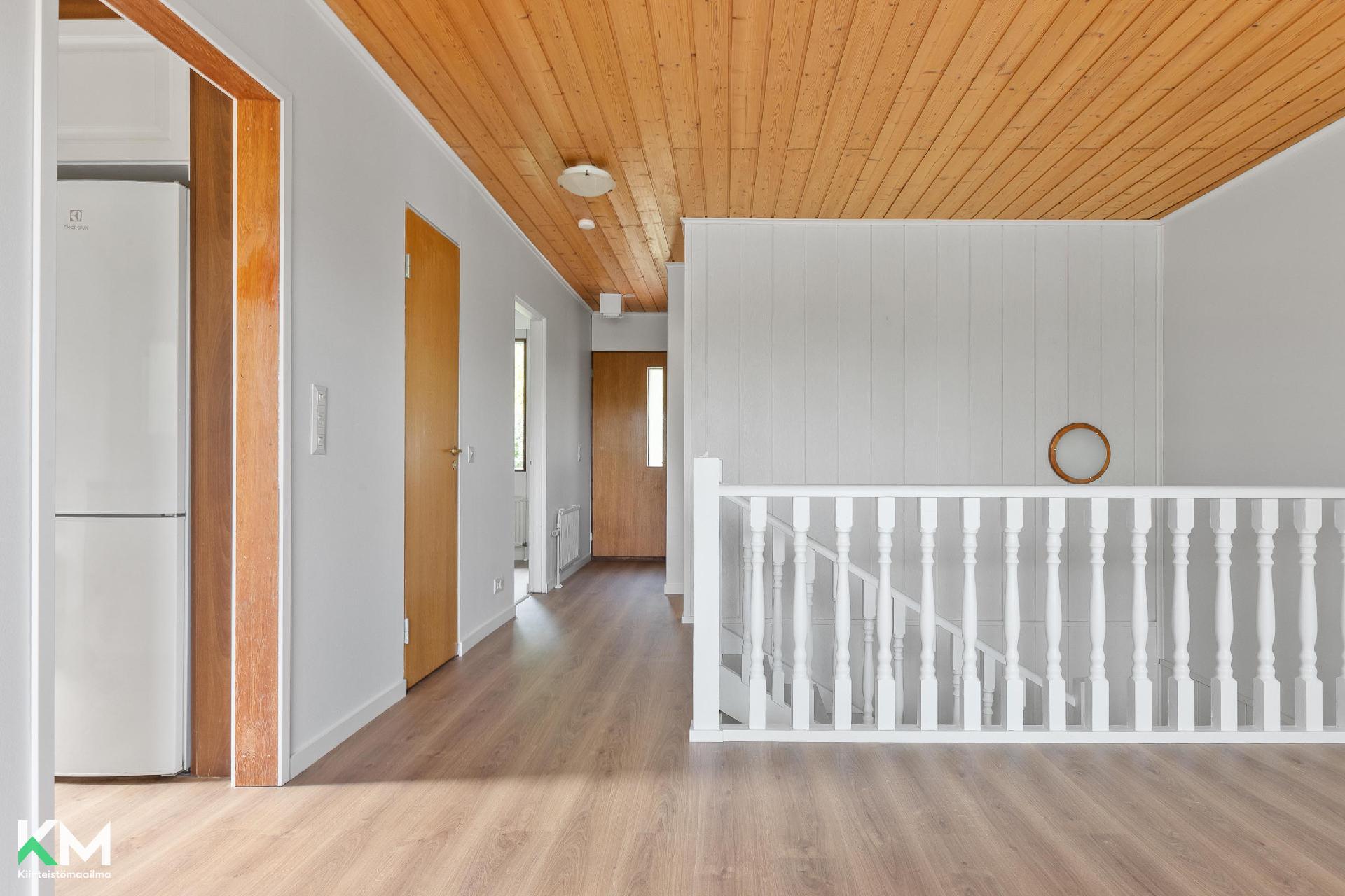 Mesikämmenkatu 2, Rautakankare, Lahti