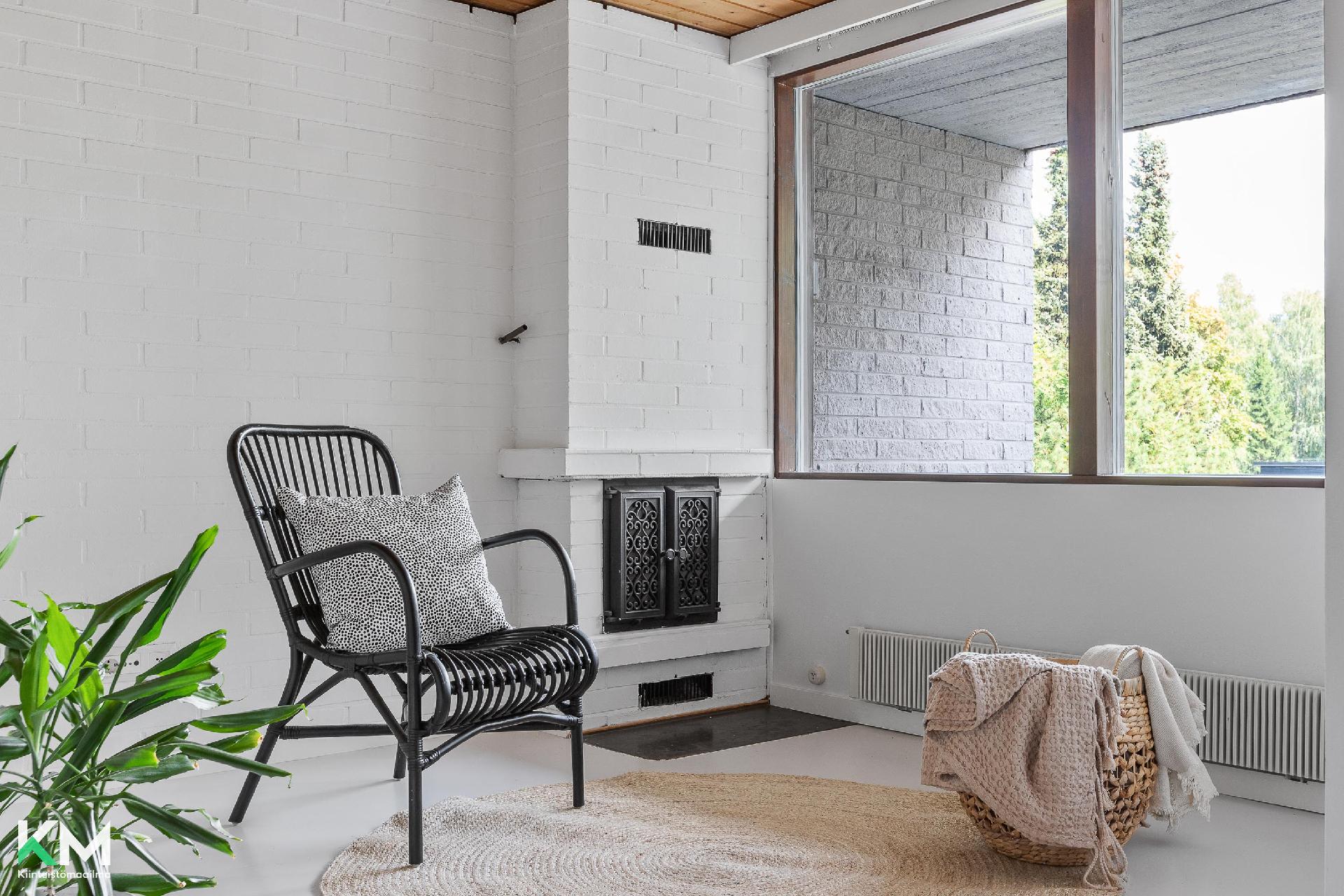 Mesikämmenkatu 2, Rautakankare, Lahti