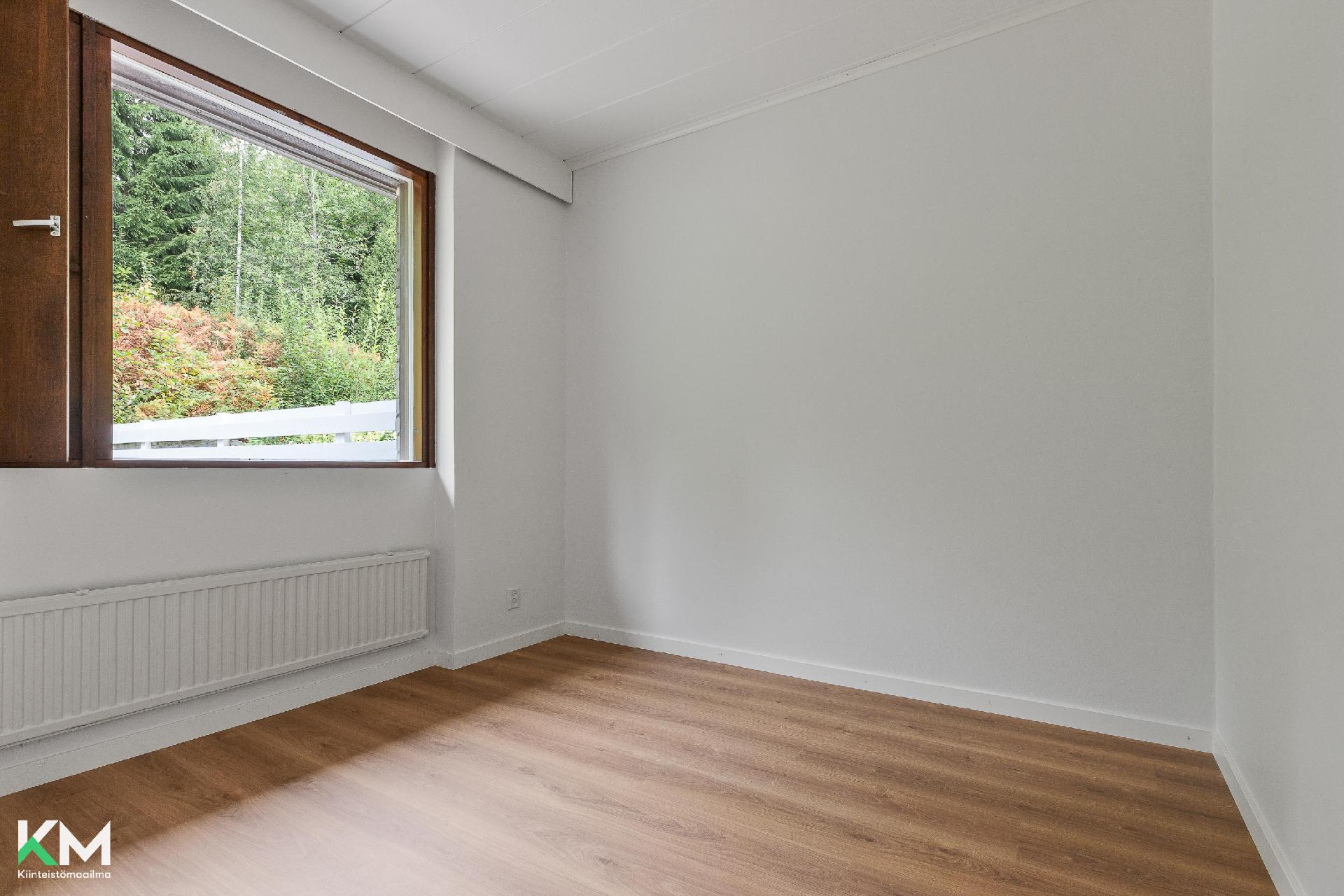 Mesikämmenkatu 2, Rautakankare, Lahti