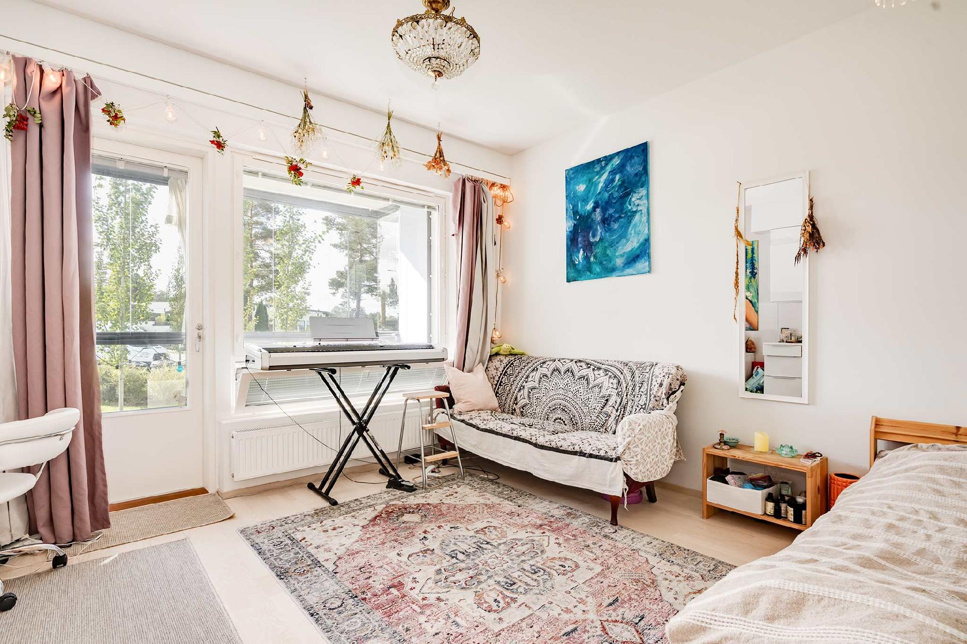 Pereensaarentie 8, Pere, Pirkkala