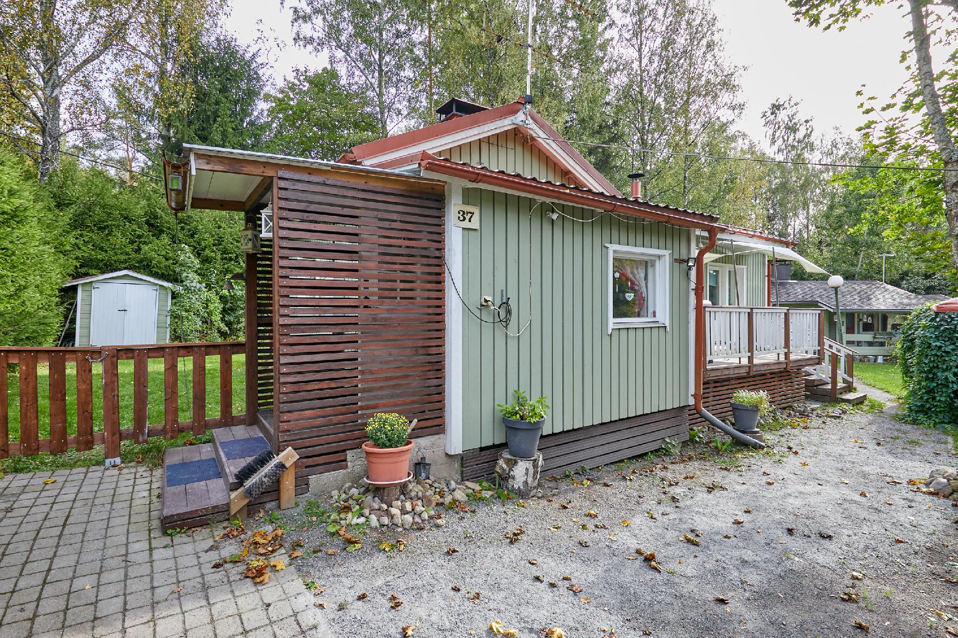 Kandolinintie 37, Nummi-Pusula, Lohja