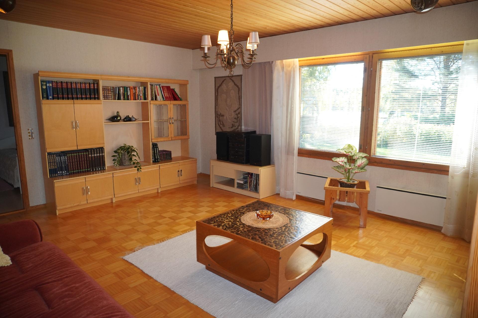 Pekkolankatu 13, Pussilanjoki, Varkaus