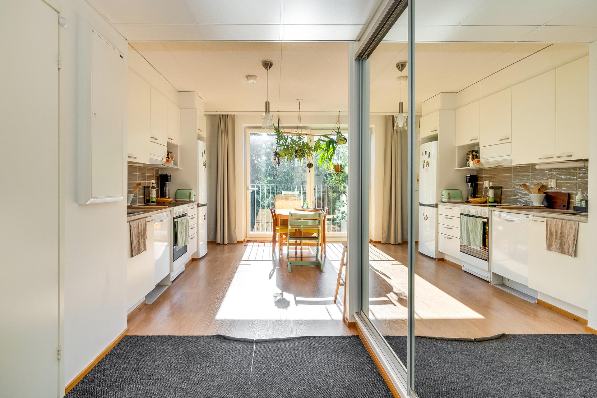 Lielahdenkatu 45, Lentävänniemi, Tampere