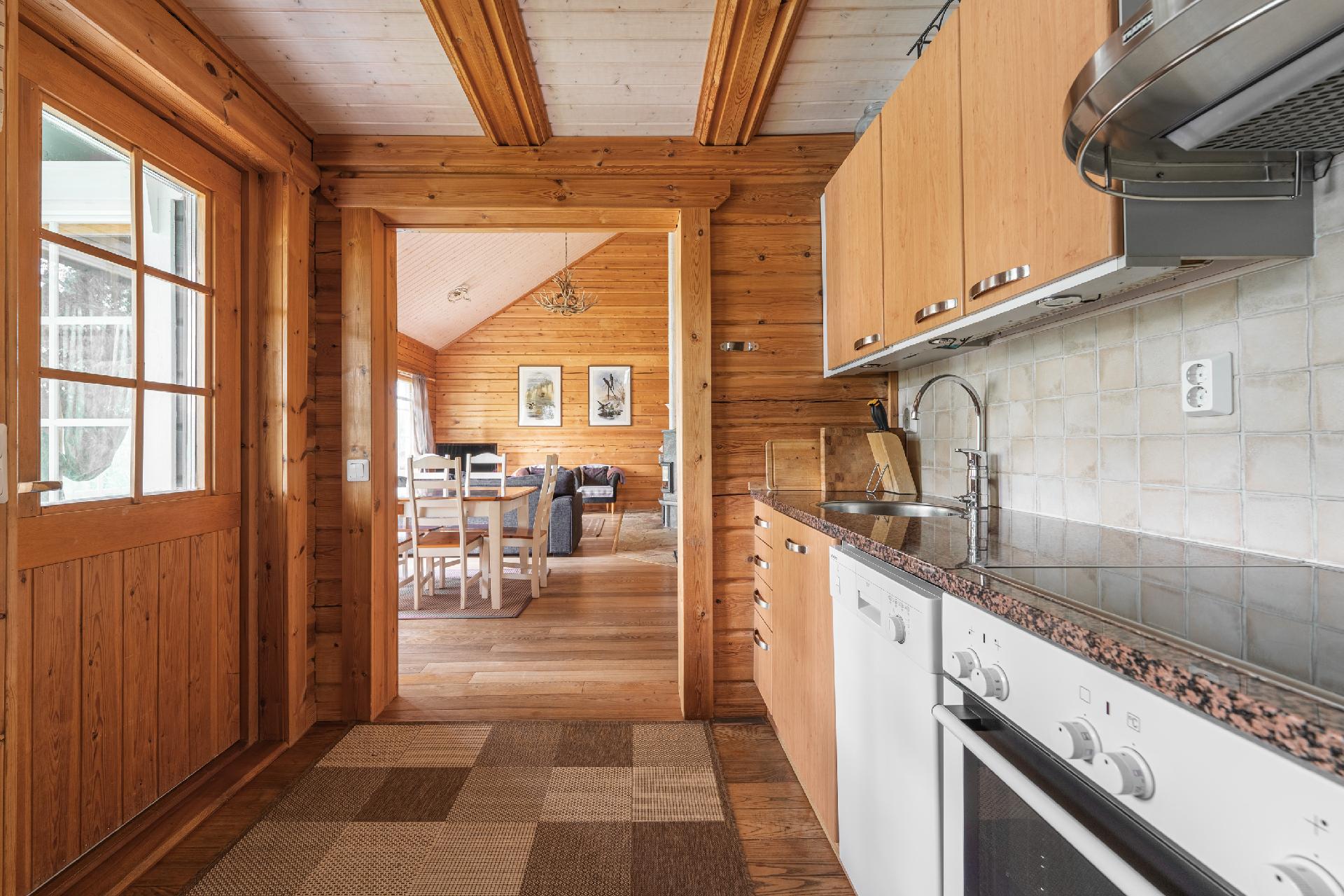 Kultarannantie 22, Tahkovuori, Kuopio