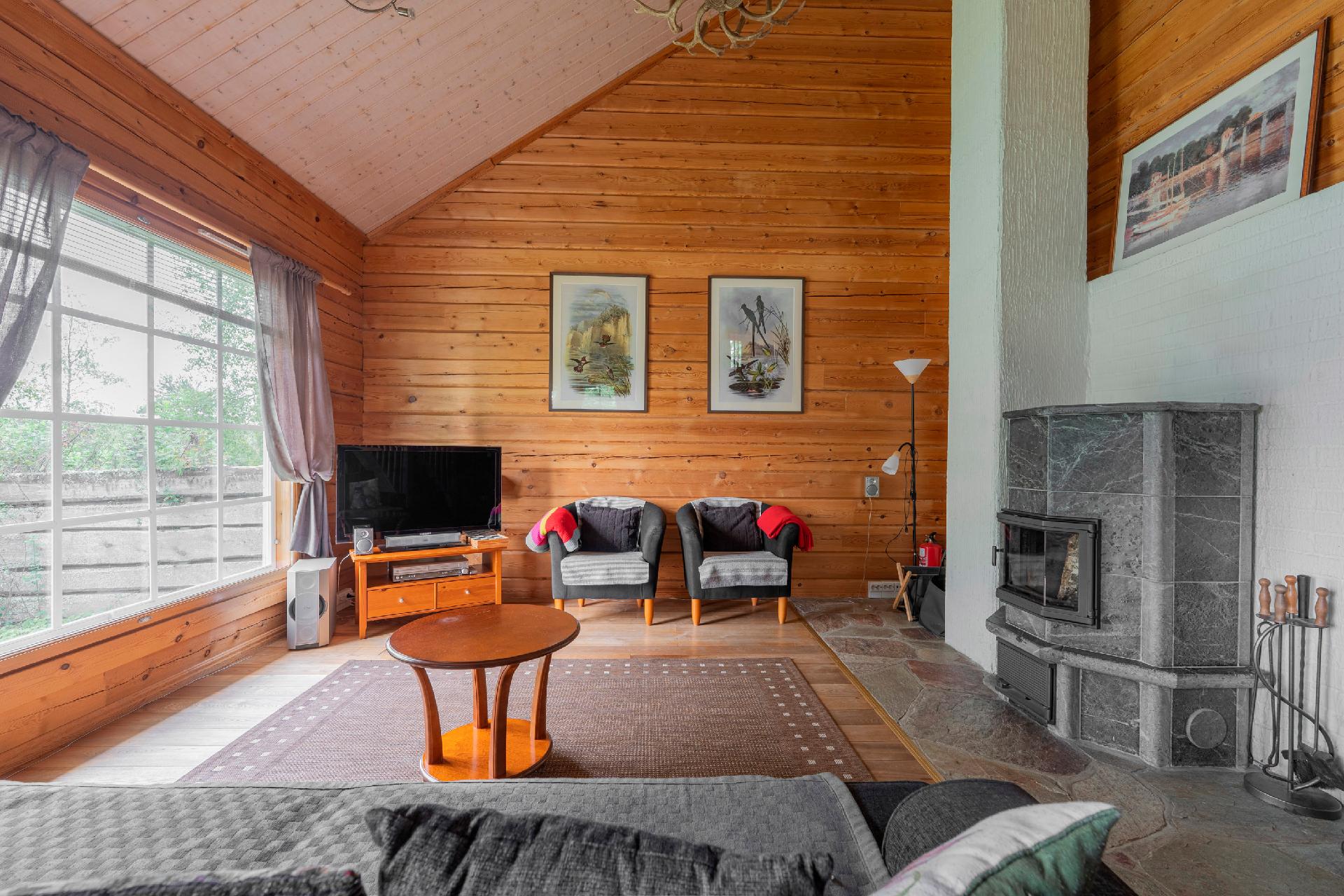 Kultarannantie 22, Tahkovuori, Kuopio