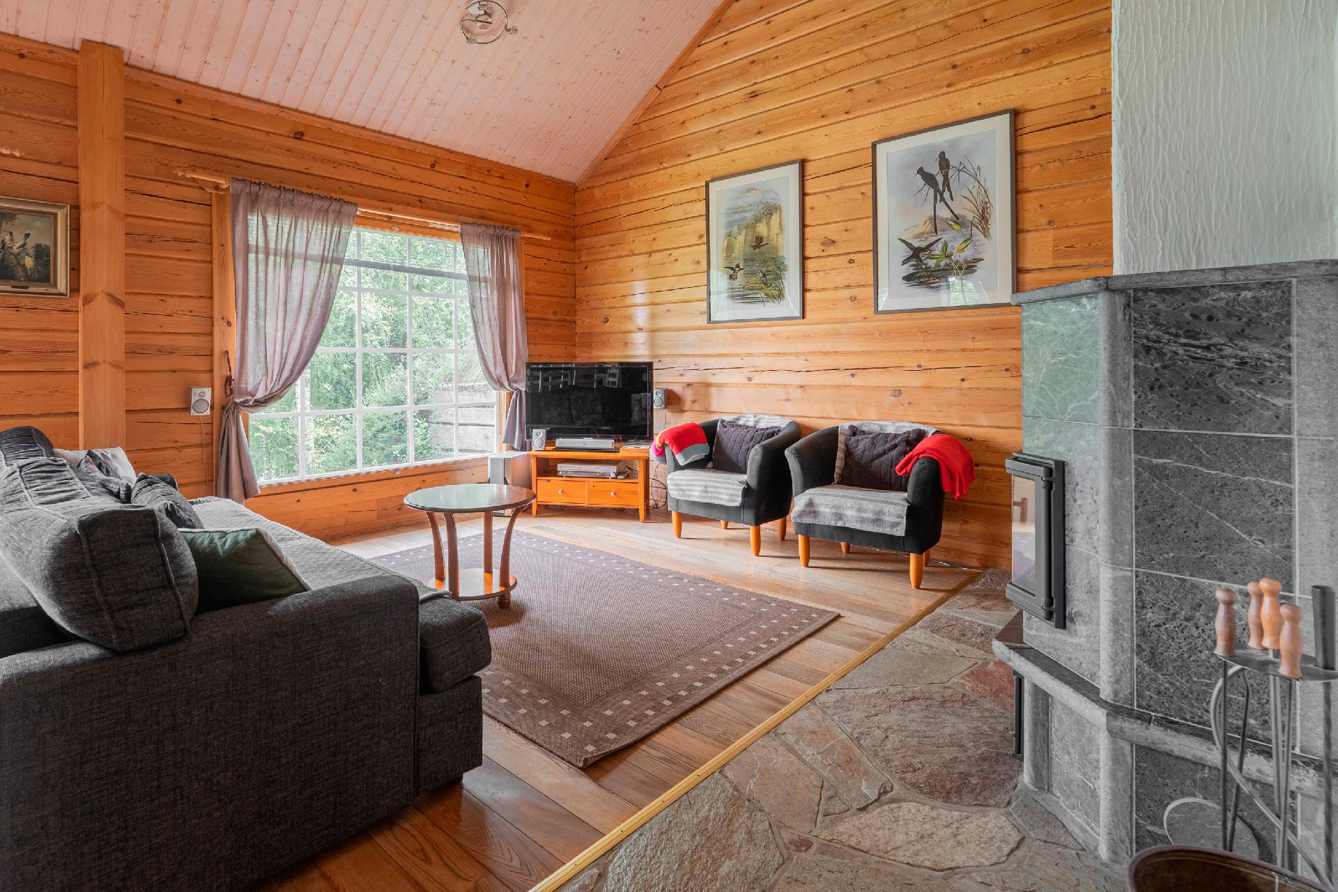 Kultarannantie 22, Tahkovuori, Kuopio