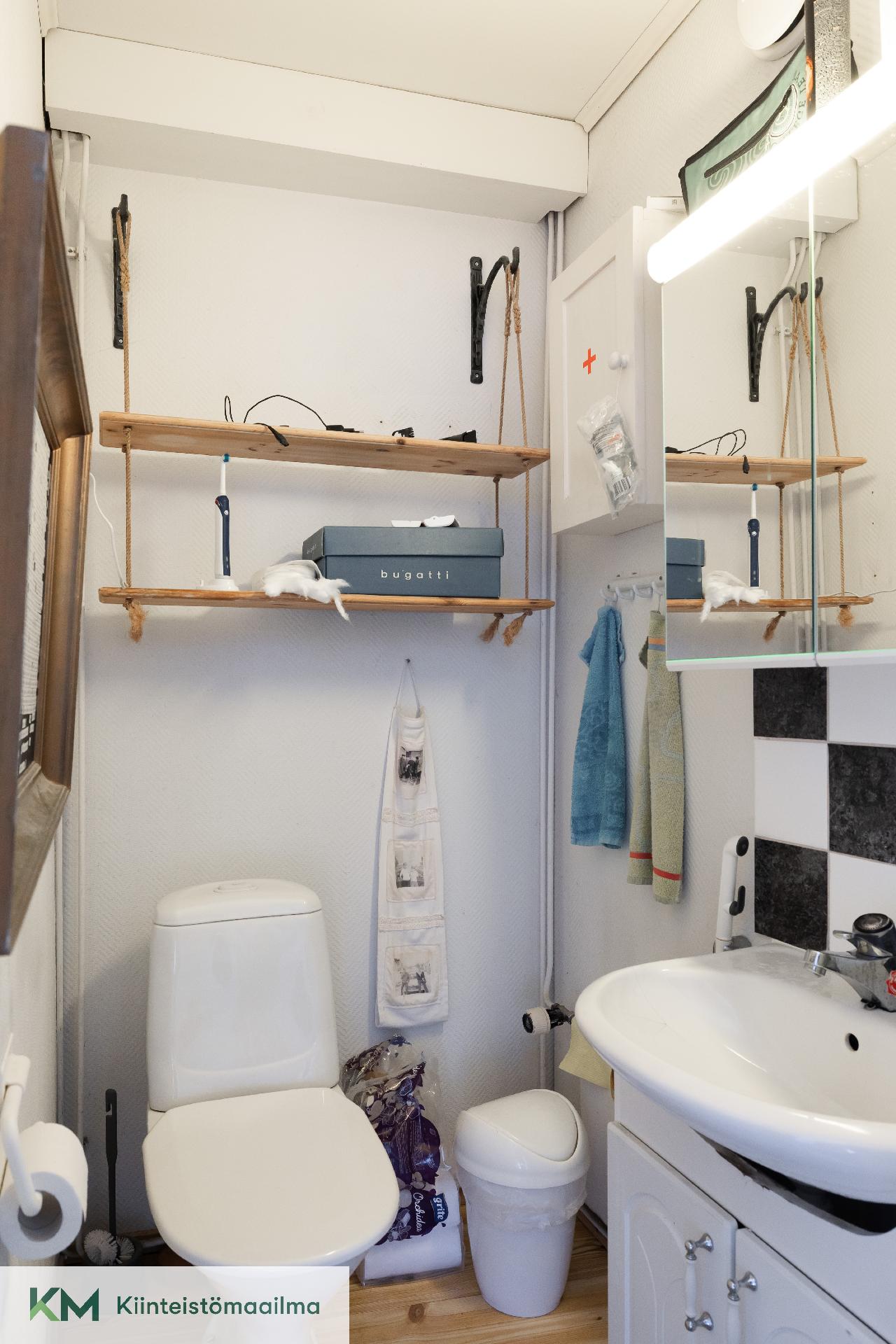 Hirventie 21, Huutjärvi, Pyhtää