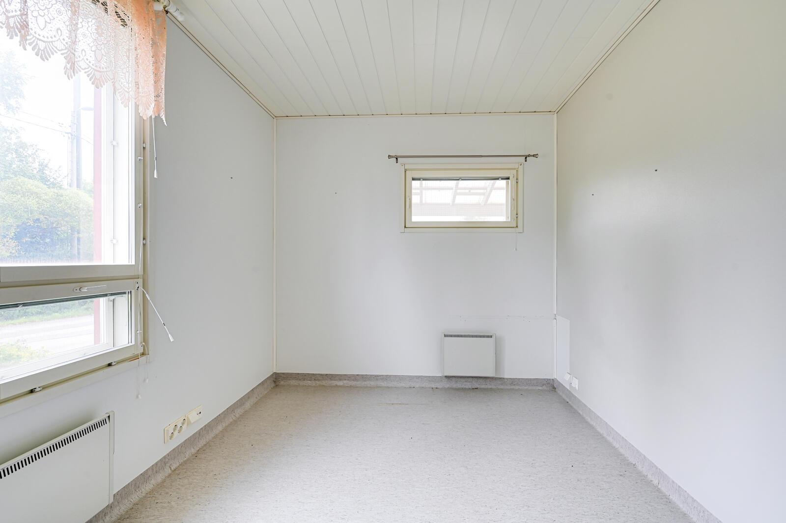 Väinöntie 4, Riihenmäki, Mäntsälä