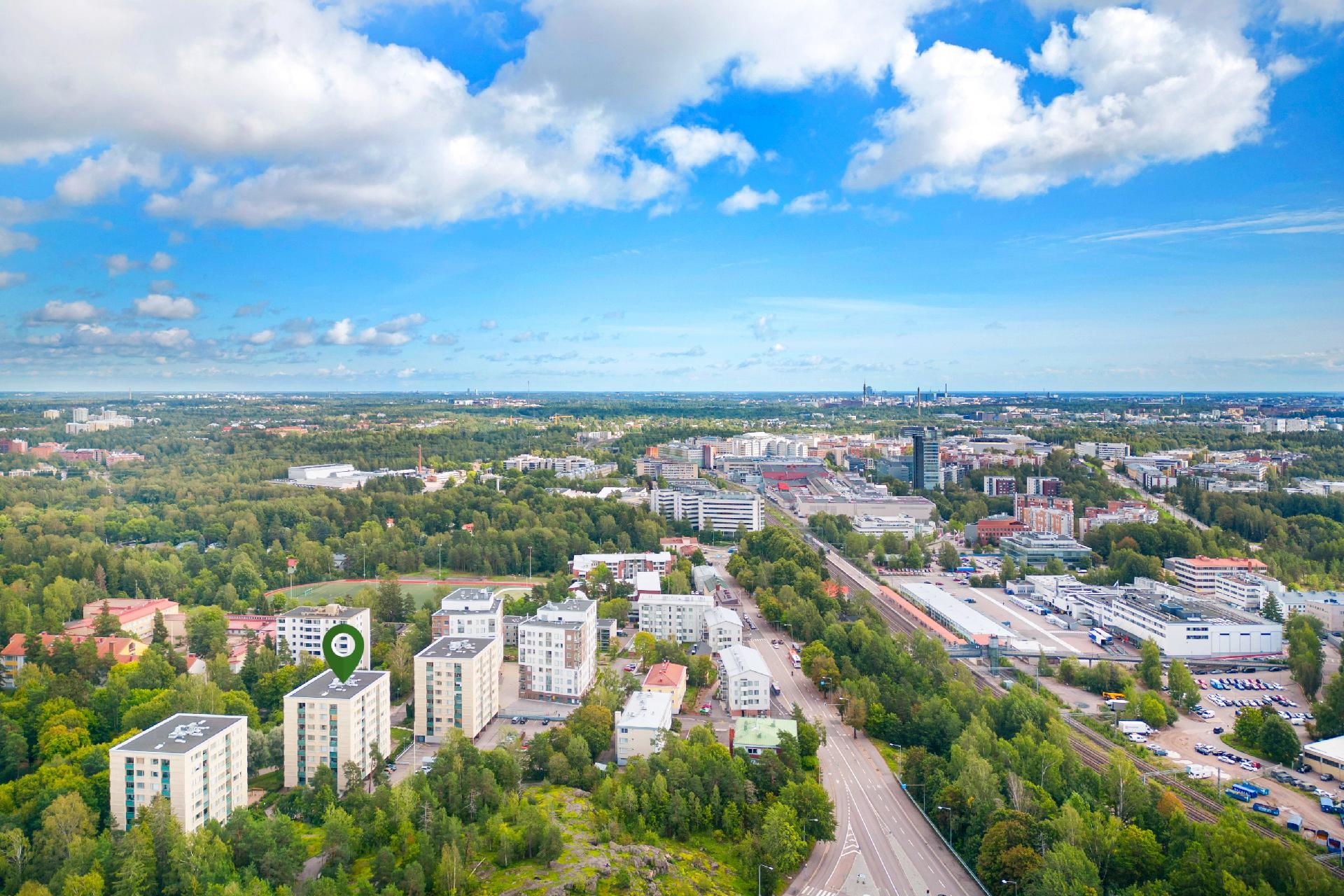 Sulkapolku 6, Pitäjänmäki, Helsinki