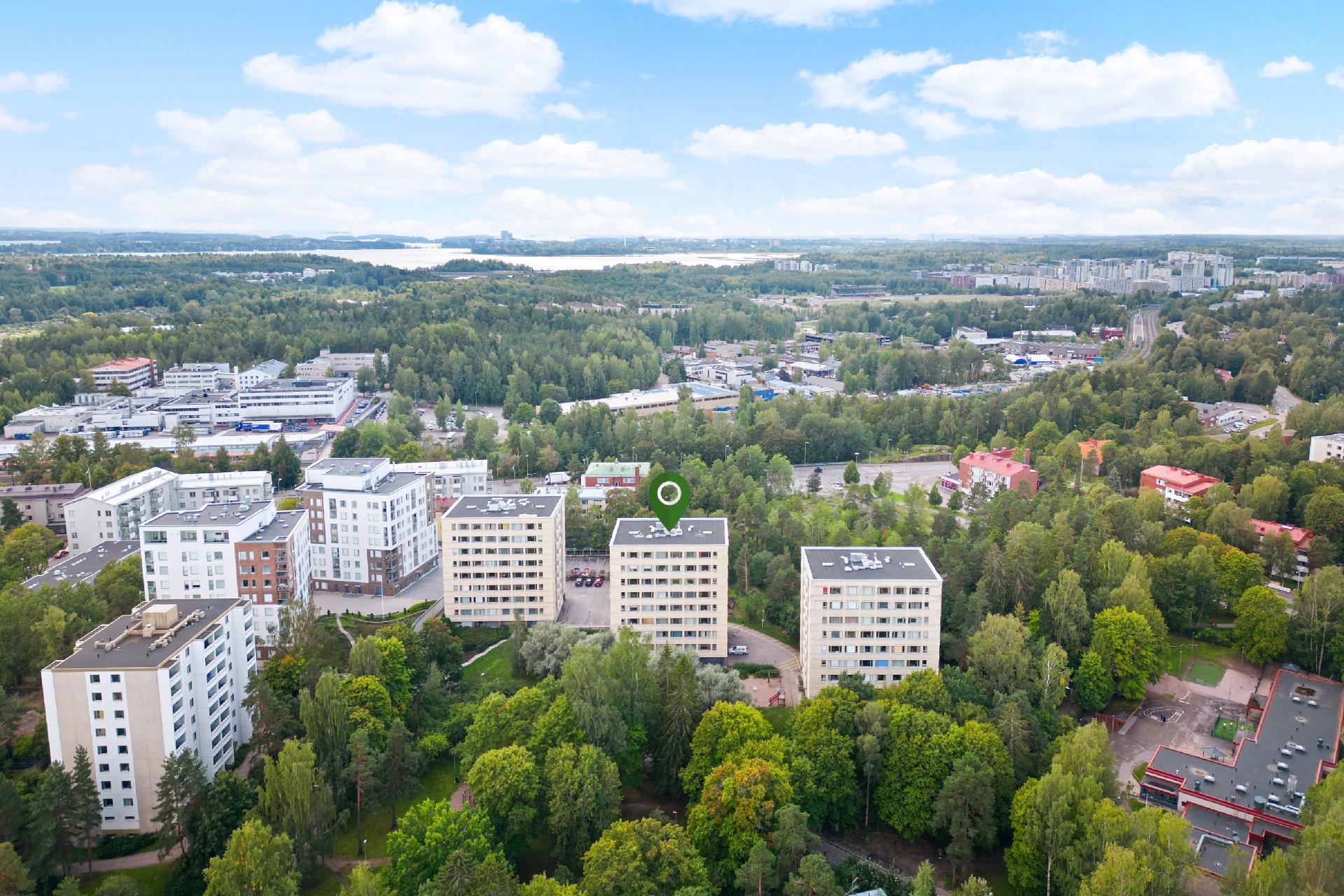 Sulkapolku 6, Pitäjänmäki, Helsinki