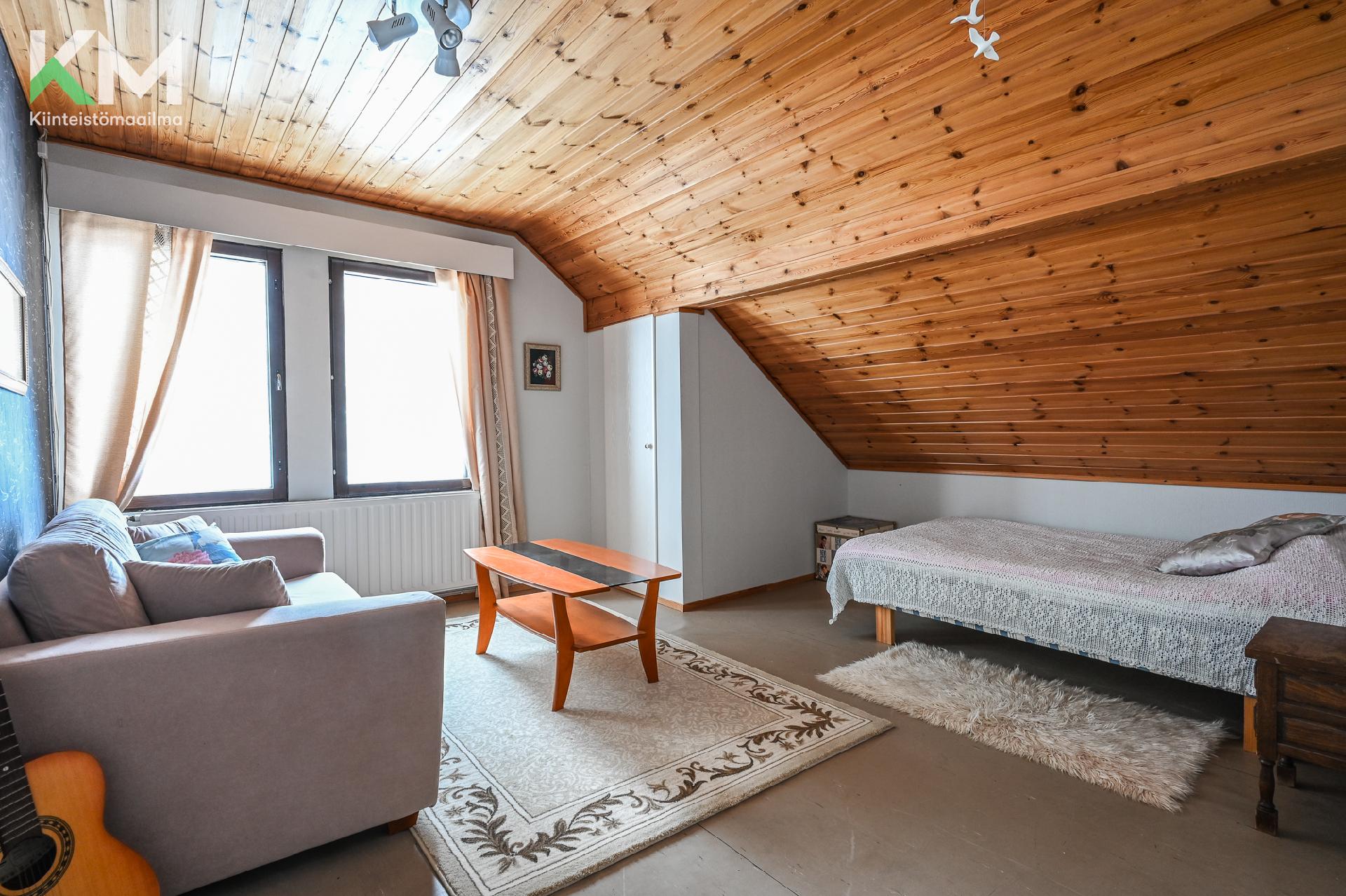 Umpikuja 1, Autio, Kurikka