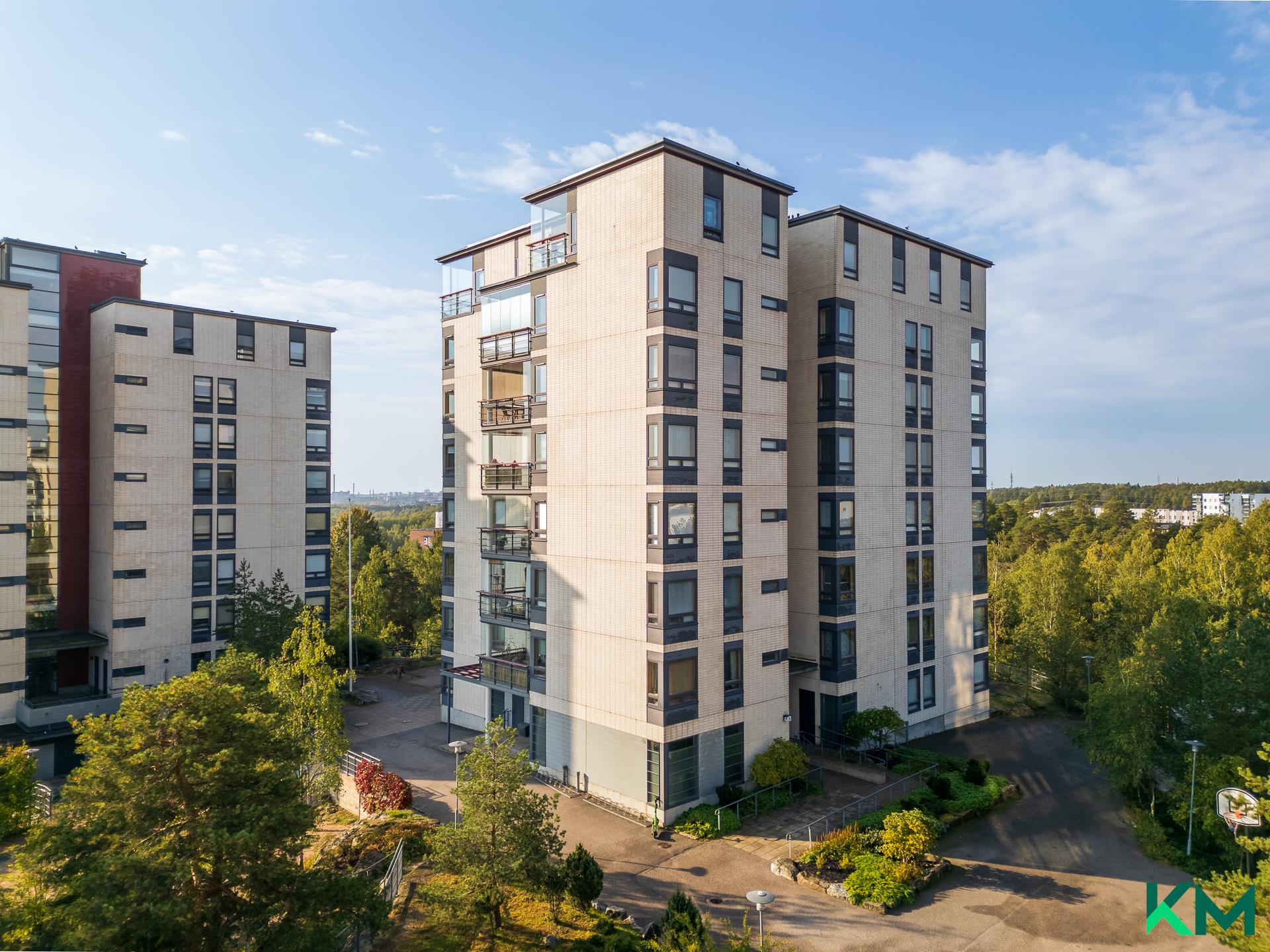 Talon julkisivu ilmakuvassa
