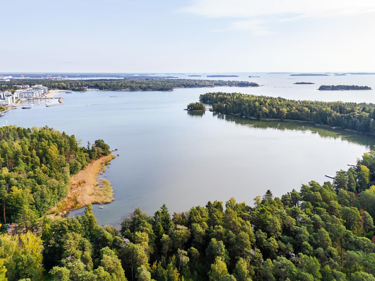 Kallvikinniementie 18, Kallahti, Helsinki