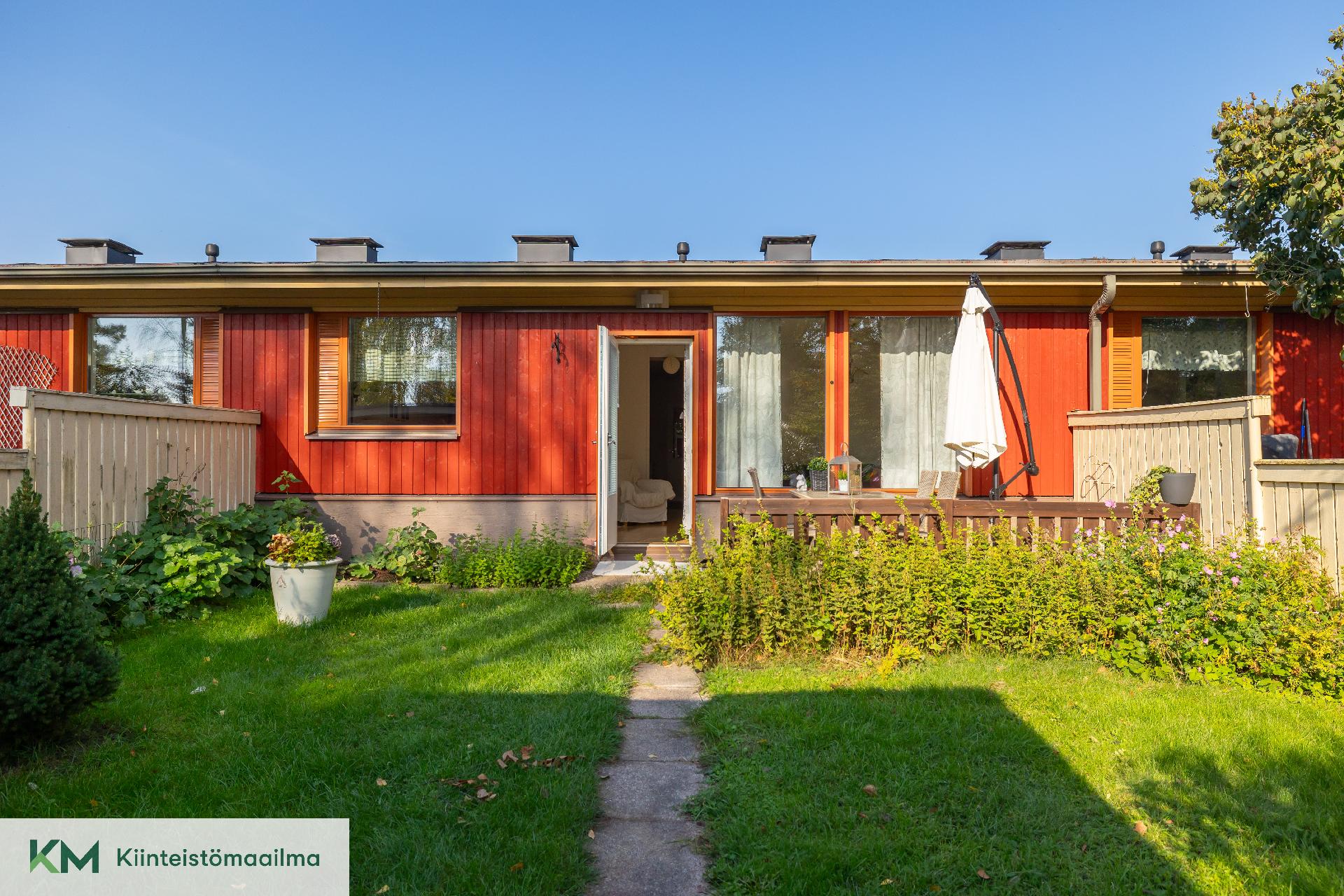 Viikatteenkatu 2, Ristinkallio, Kotka