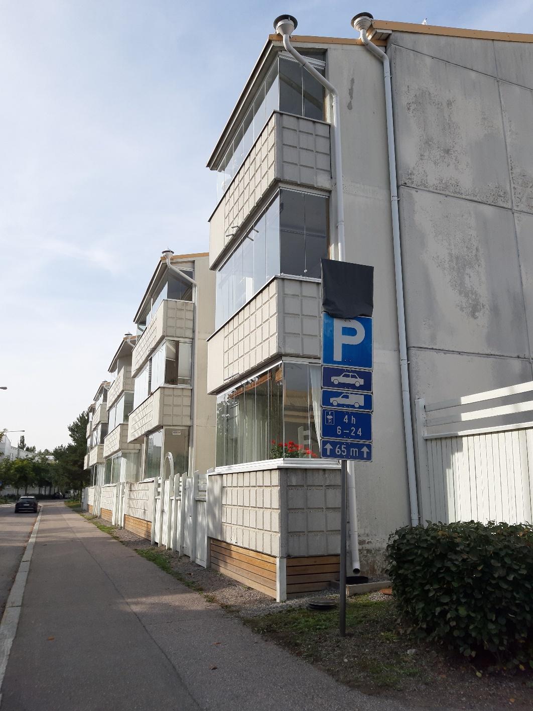 Lasitetut parvekkeet