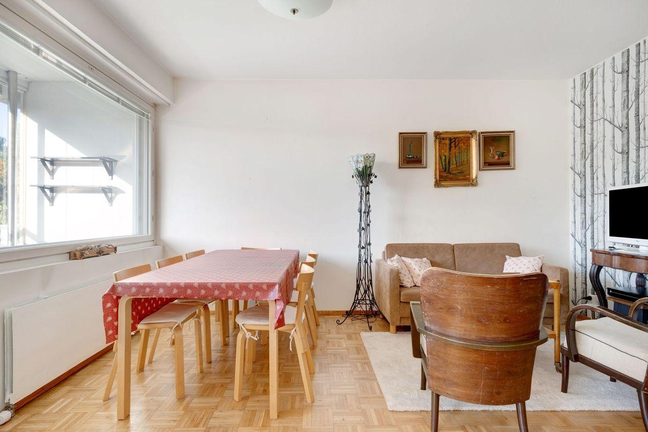 Sulkapolku 4, Pitäjänmäki, Helsinki