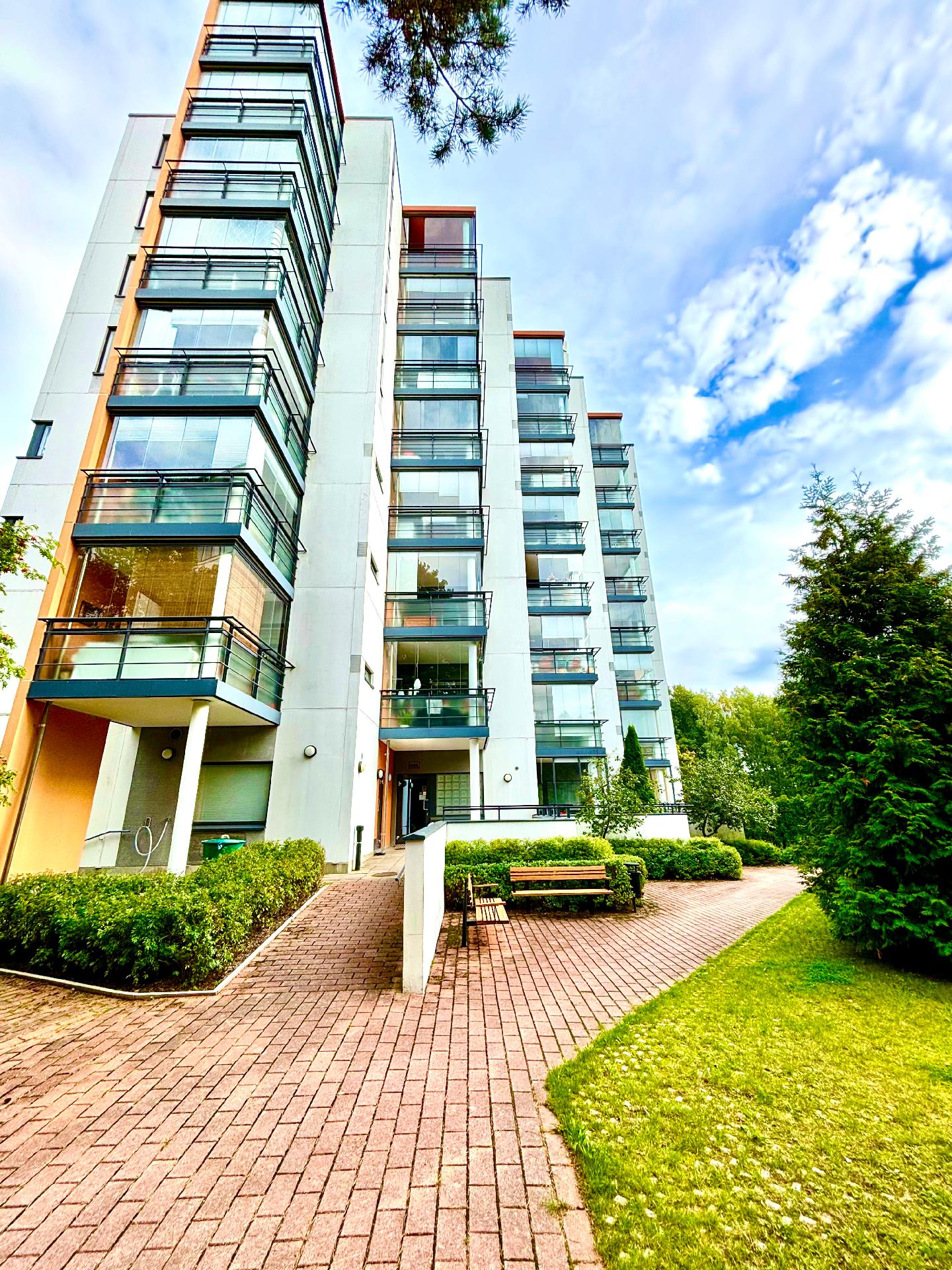 Naapurintie 4, Kontula, Helsinki