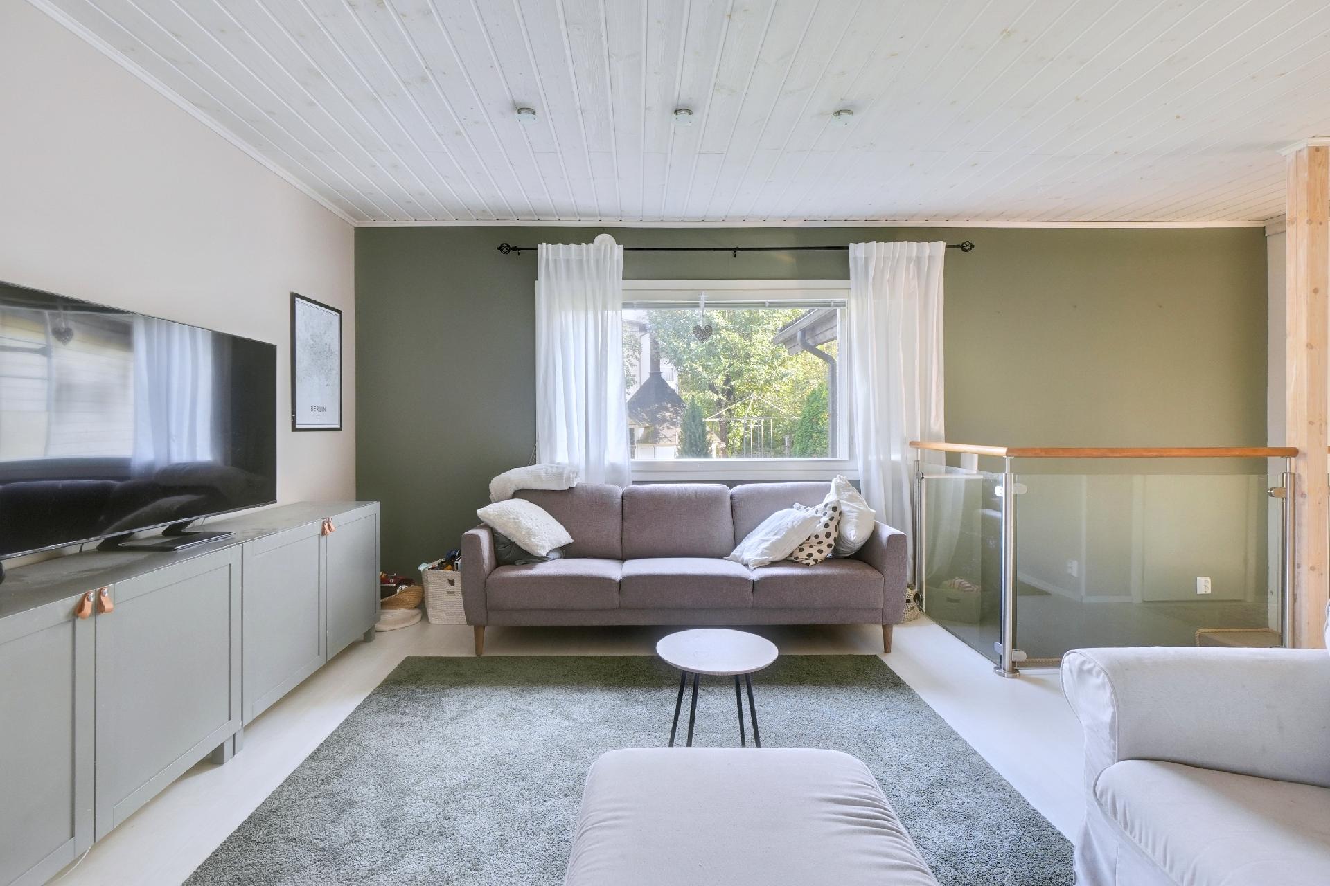 Maikinpolku 8, Hirsimäki, Riihimäki