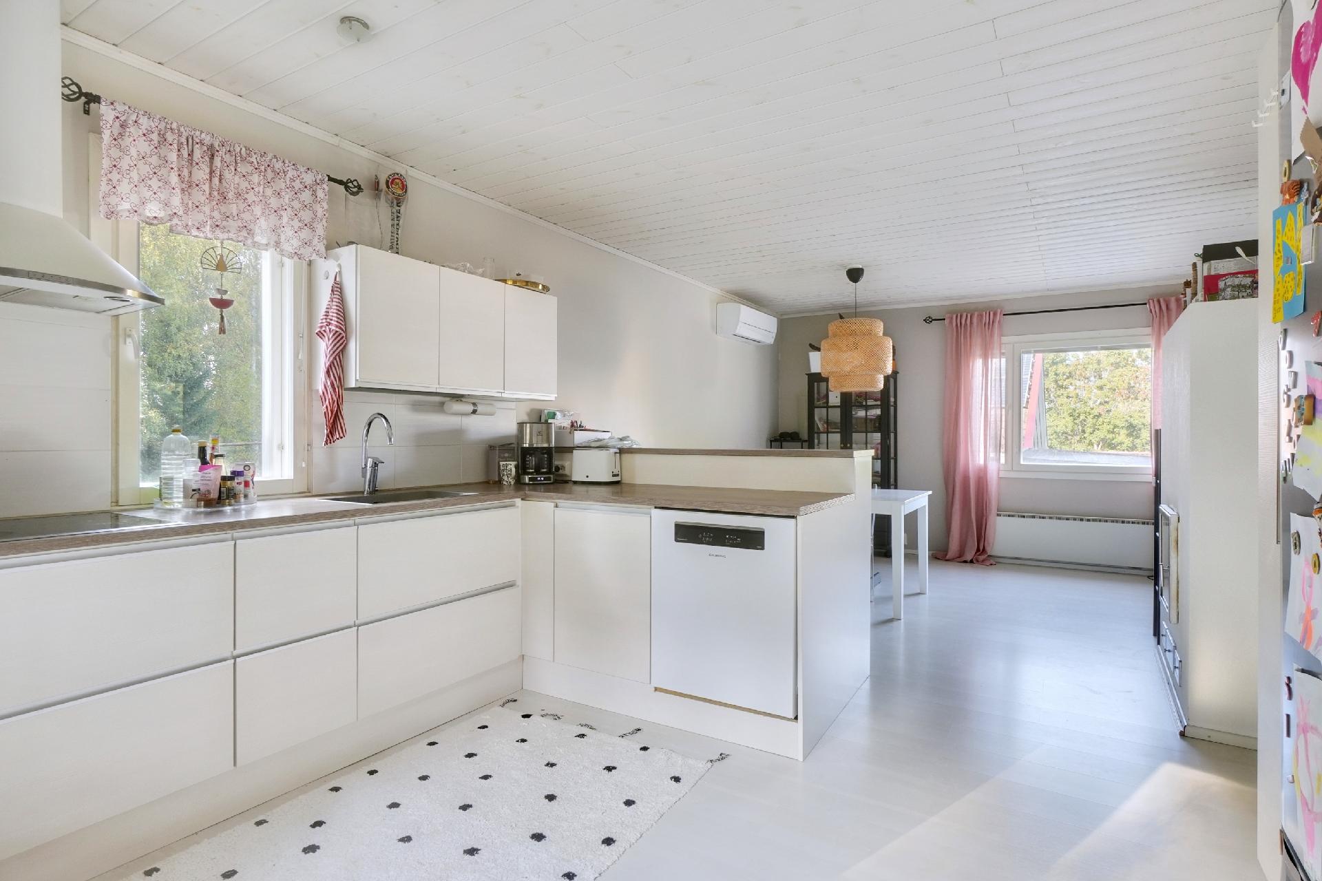 Maikinpolku 8, Hirsimäki, Riihimäki