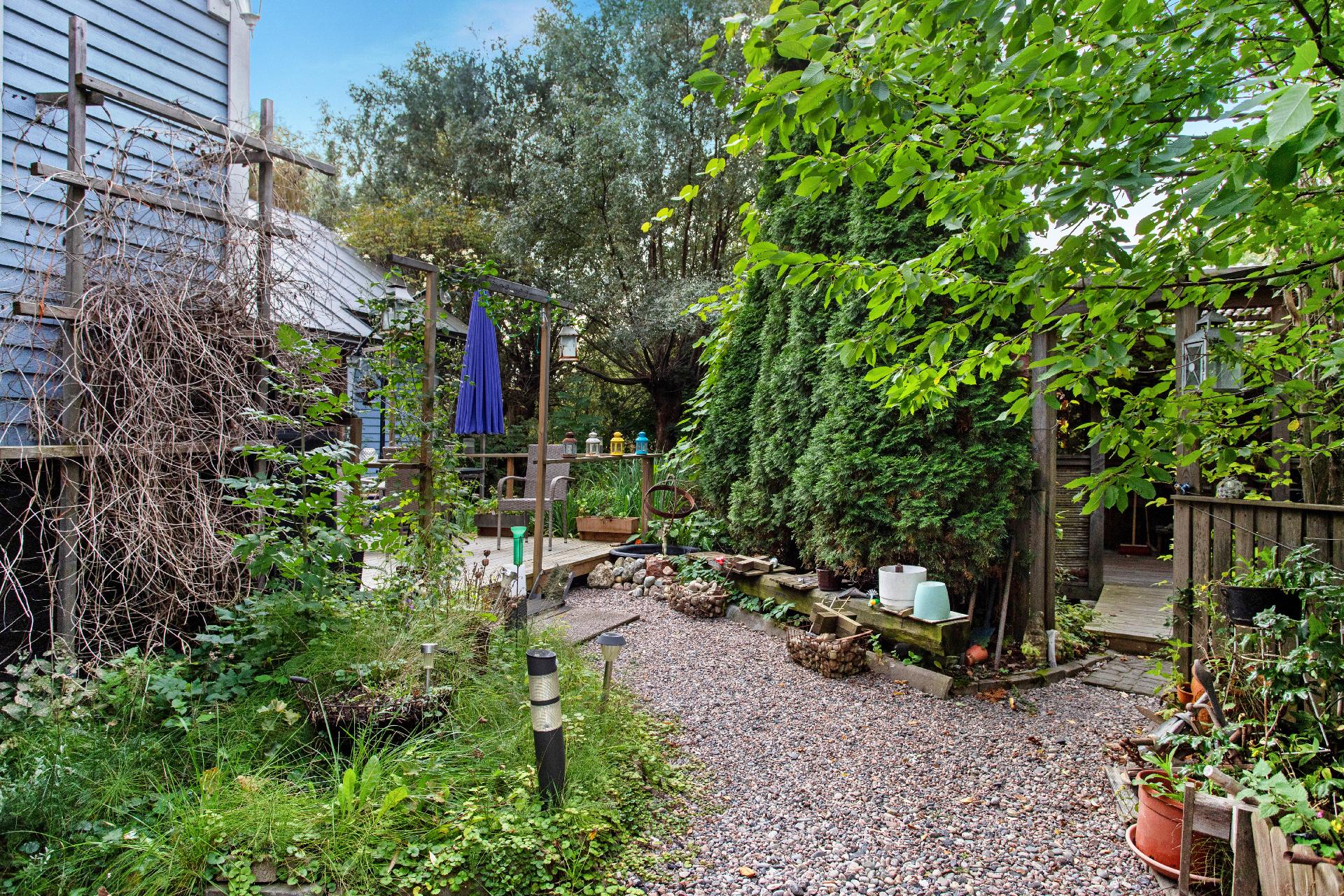 Kuriiritie 27, Koivuhaka, Vantaa