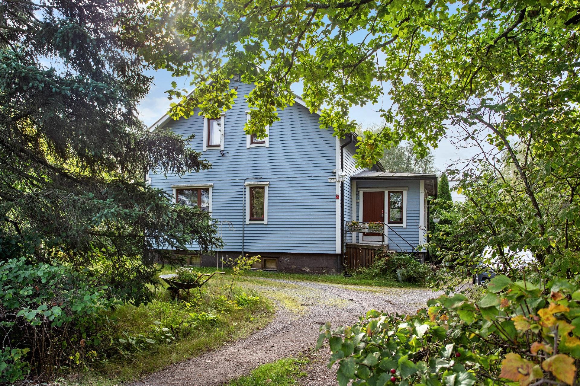 Kuriiritie 27, Koivuhaka, Vantaa