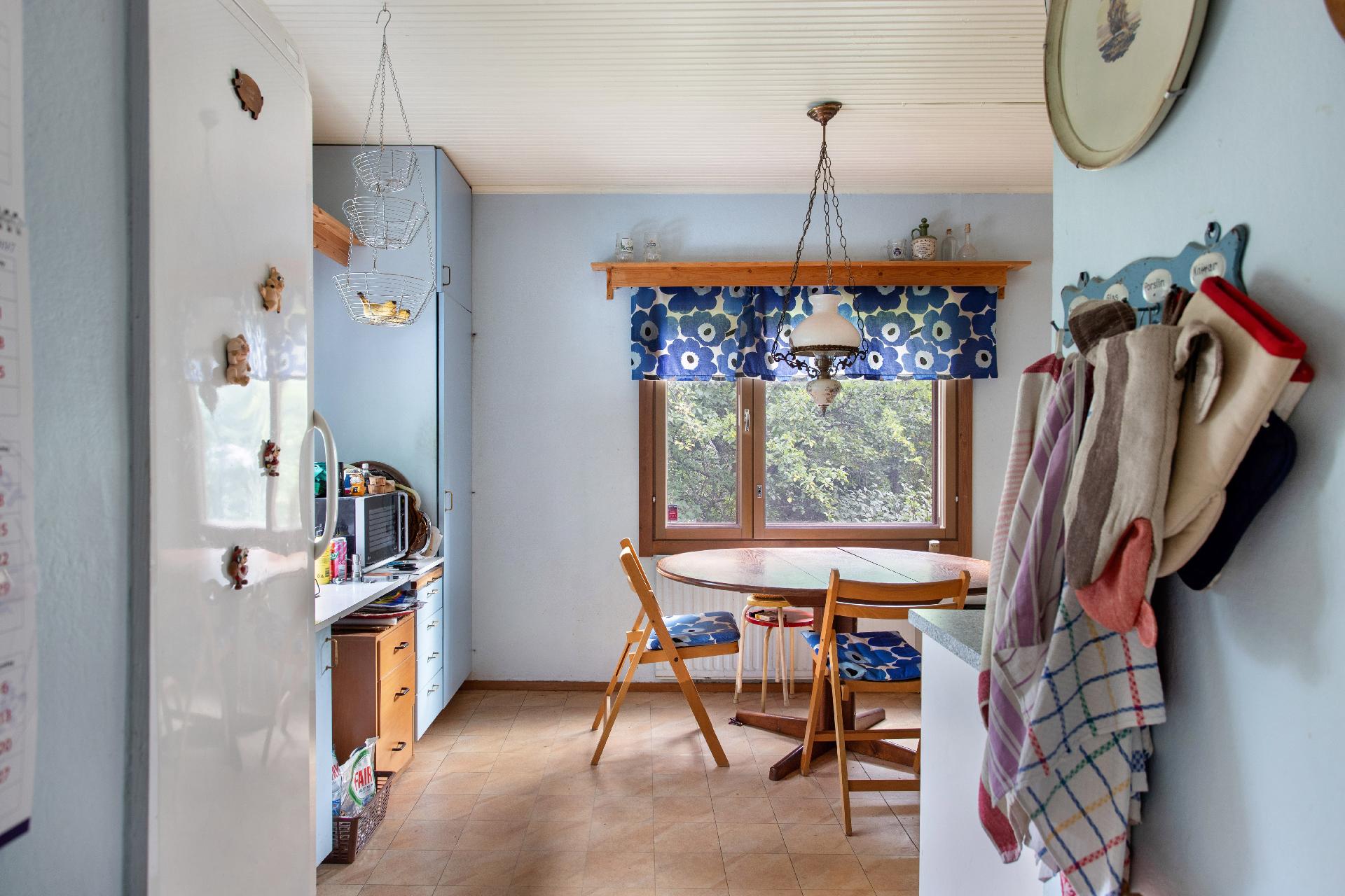 Kuriiritie 27, Koivuhaka, Vantaa