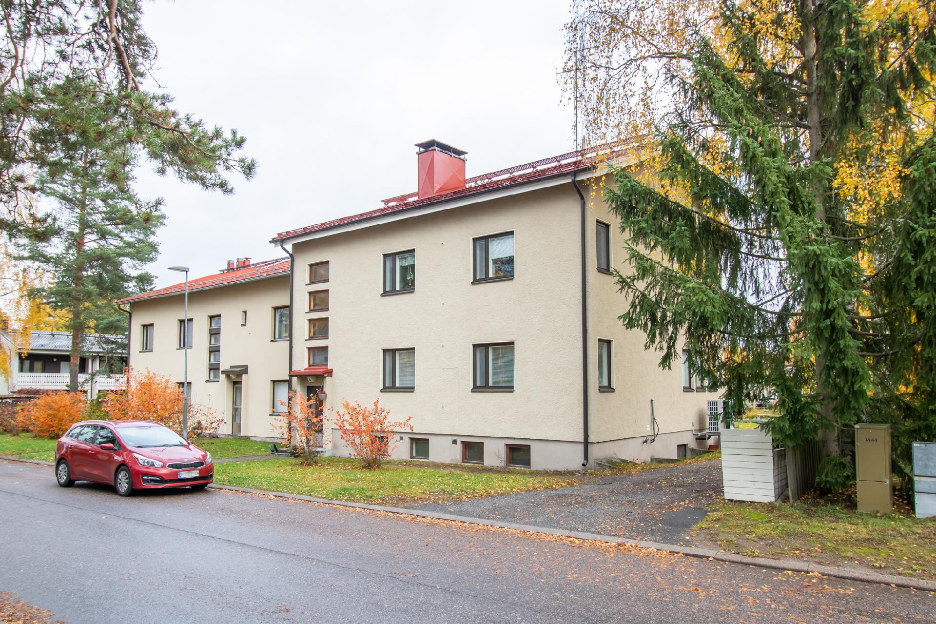 julkisivu