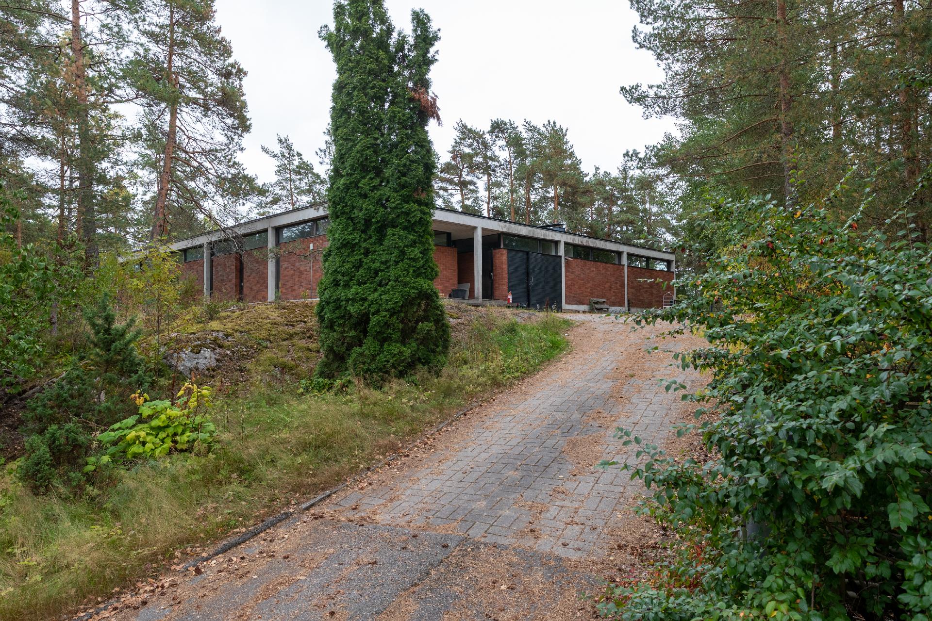 Magnus Hagelstamin tie 12, Kauniainen, Kauniainen