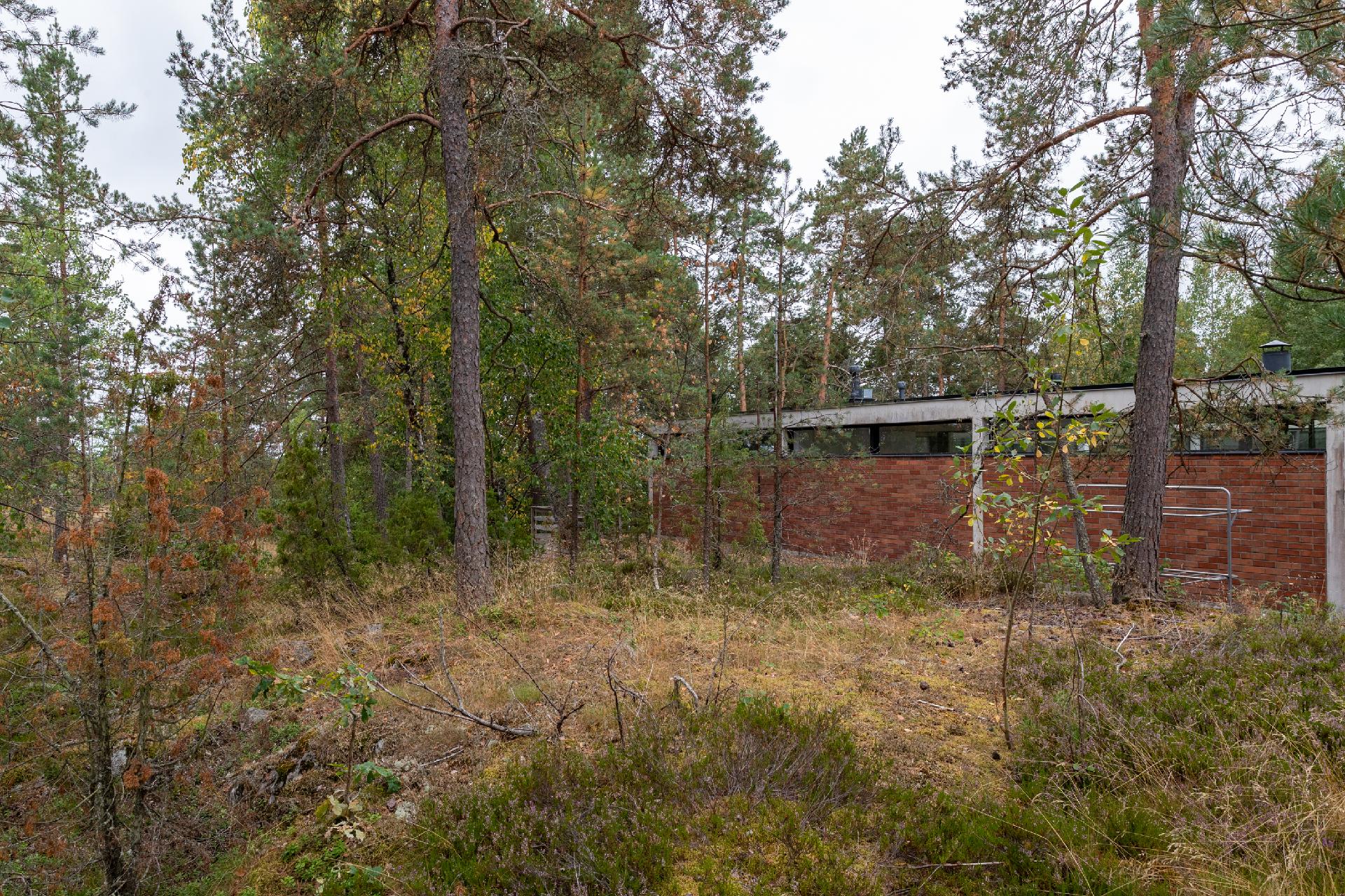 Magnus Hagelstamin tie 12, Kauniainen, Kauniainen