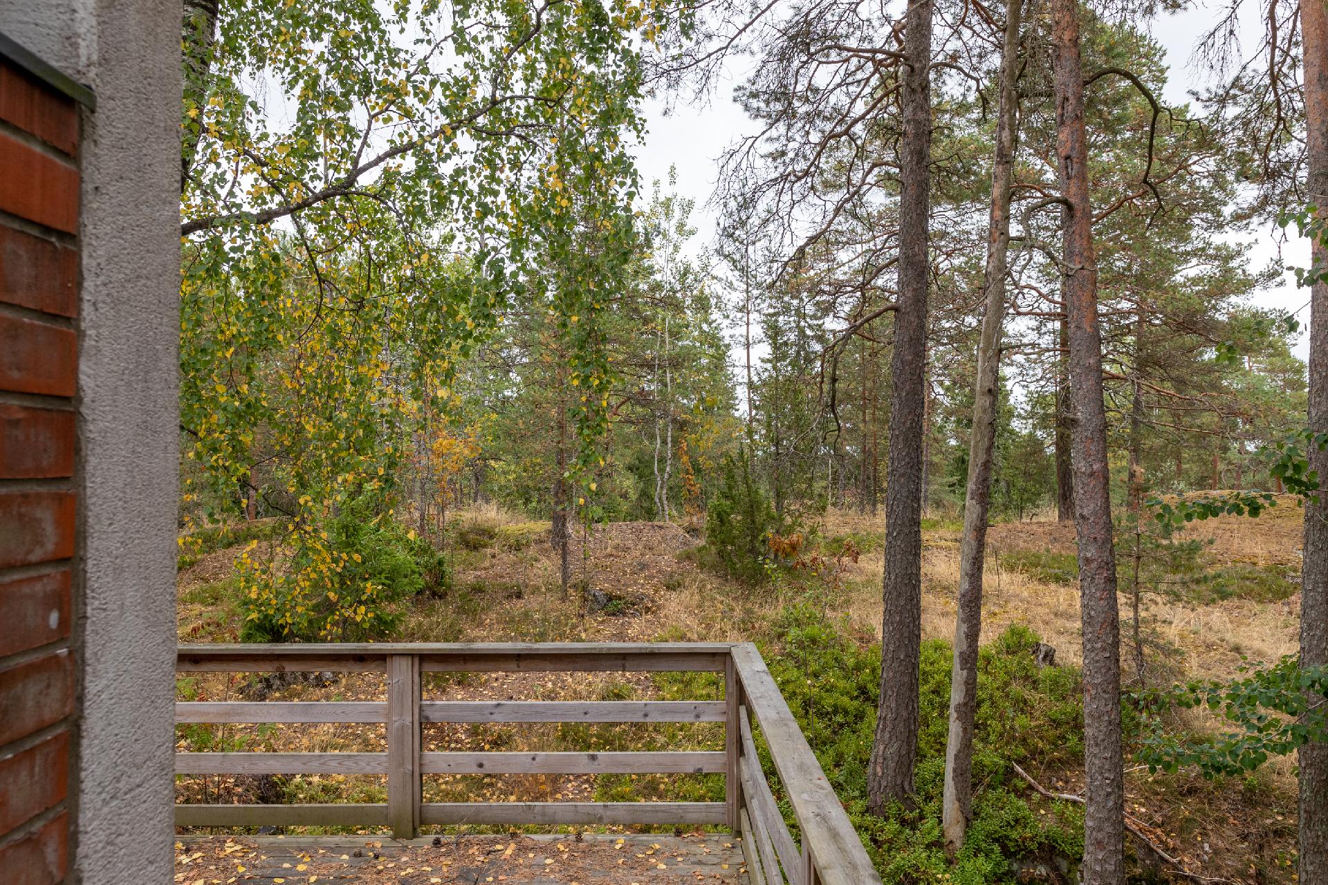 Magnus Hagelstamin tie 12, Kauniainen, Kauniainen