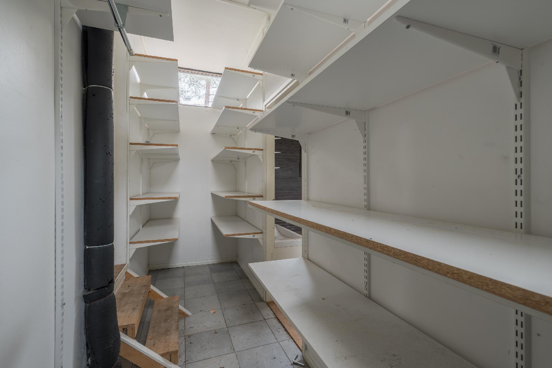 Magnus Hagelstamin tie 12, Kauniainen, Kauniainen