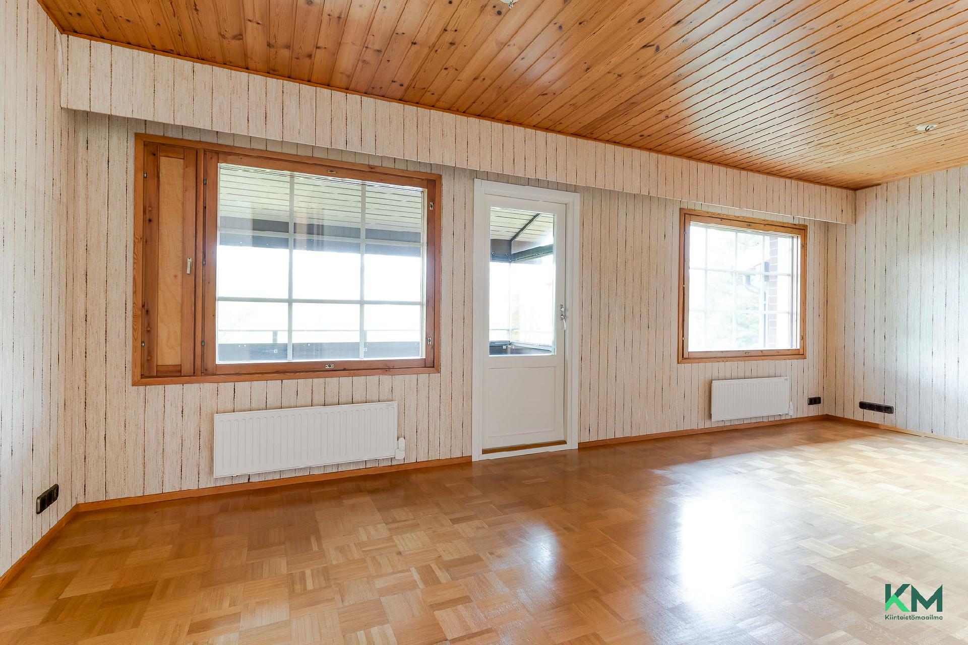 Katajatie 68, Kangasala