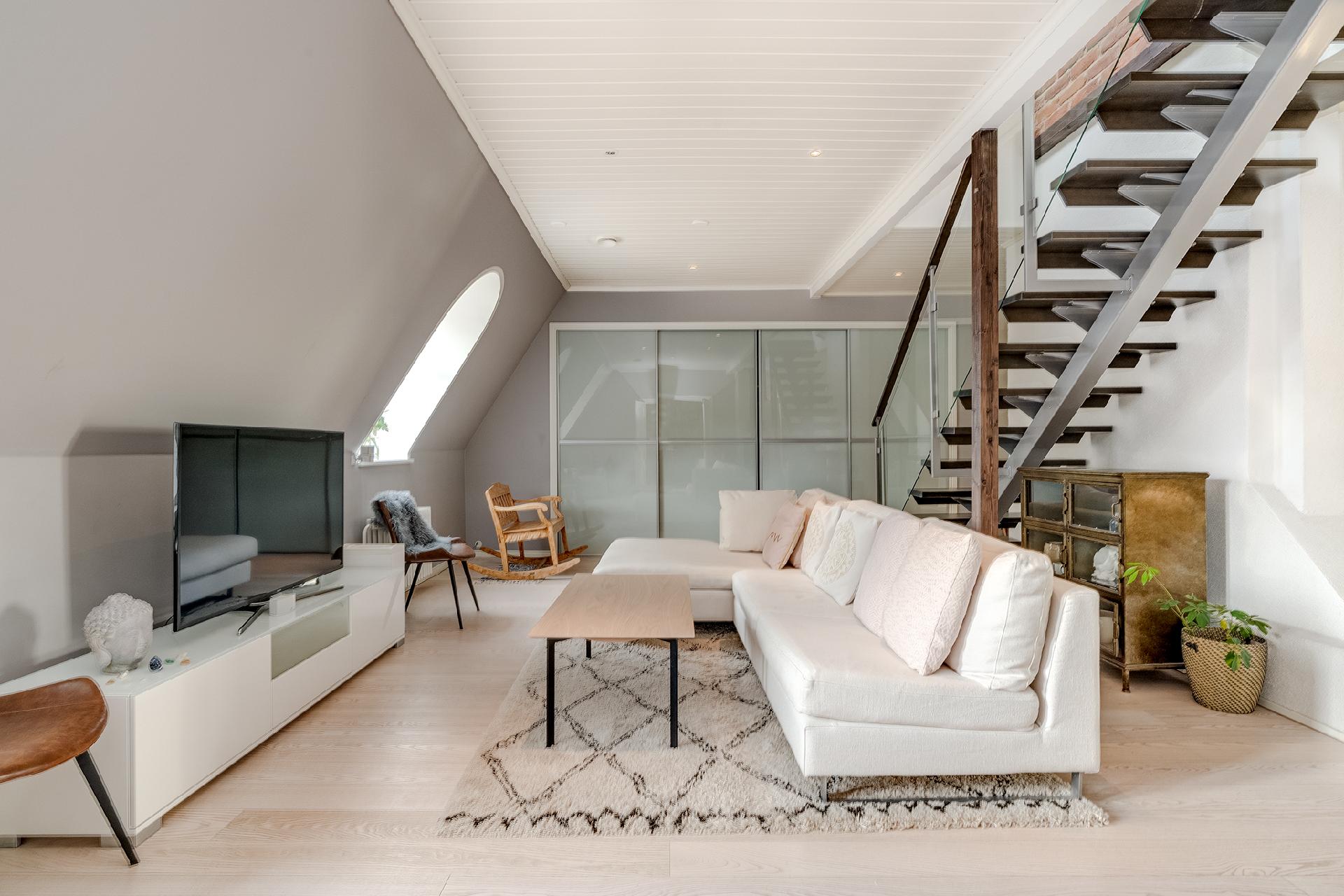 Aleksanterinkatu 33, Keskusta, Tampere