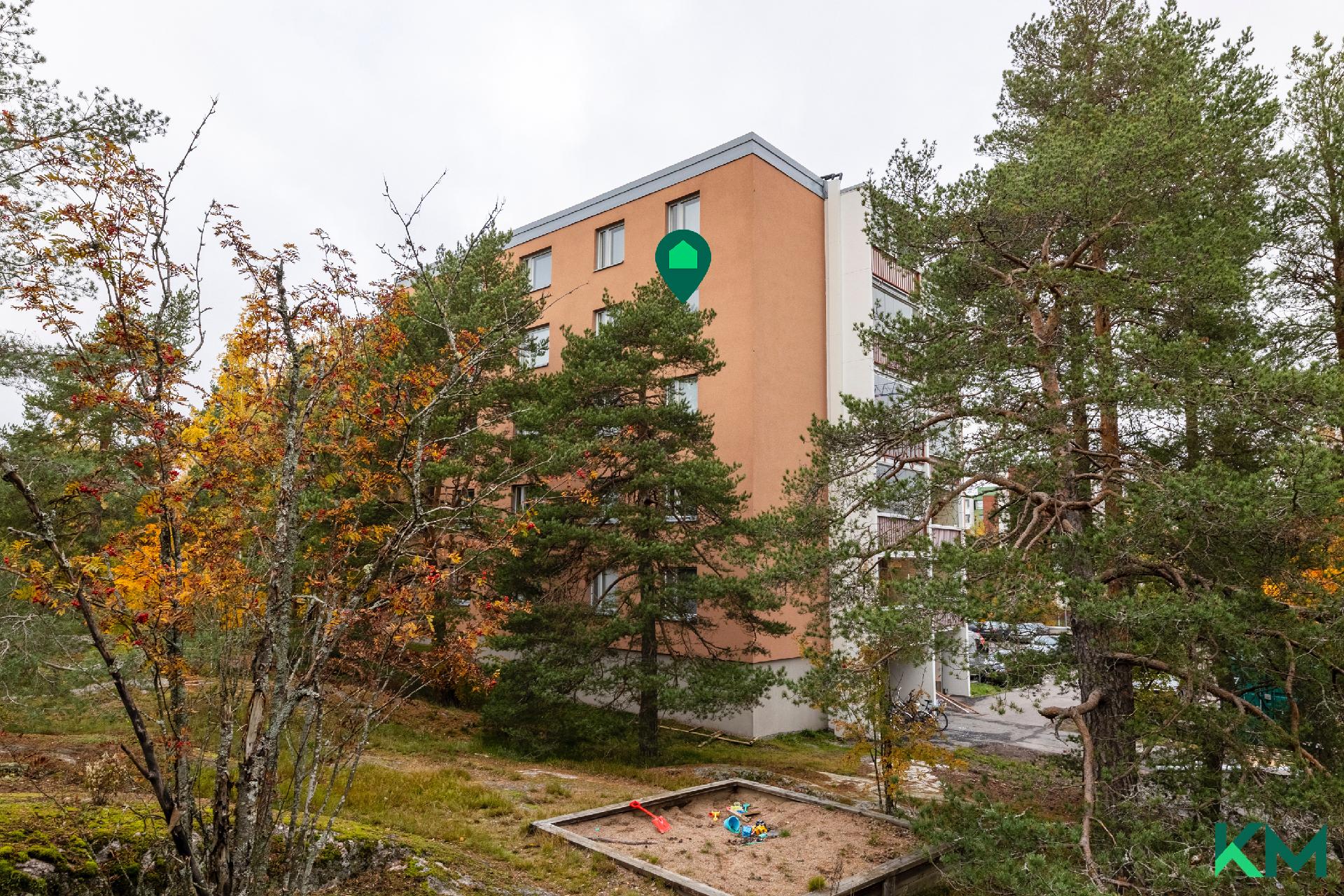 Pyhätunturintie 1, Mellunmäki, Helsinki